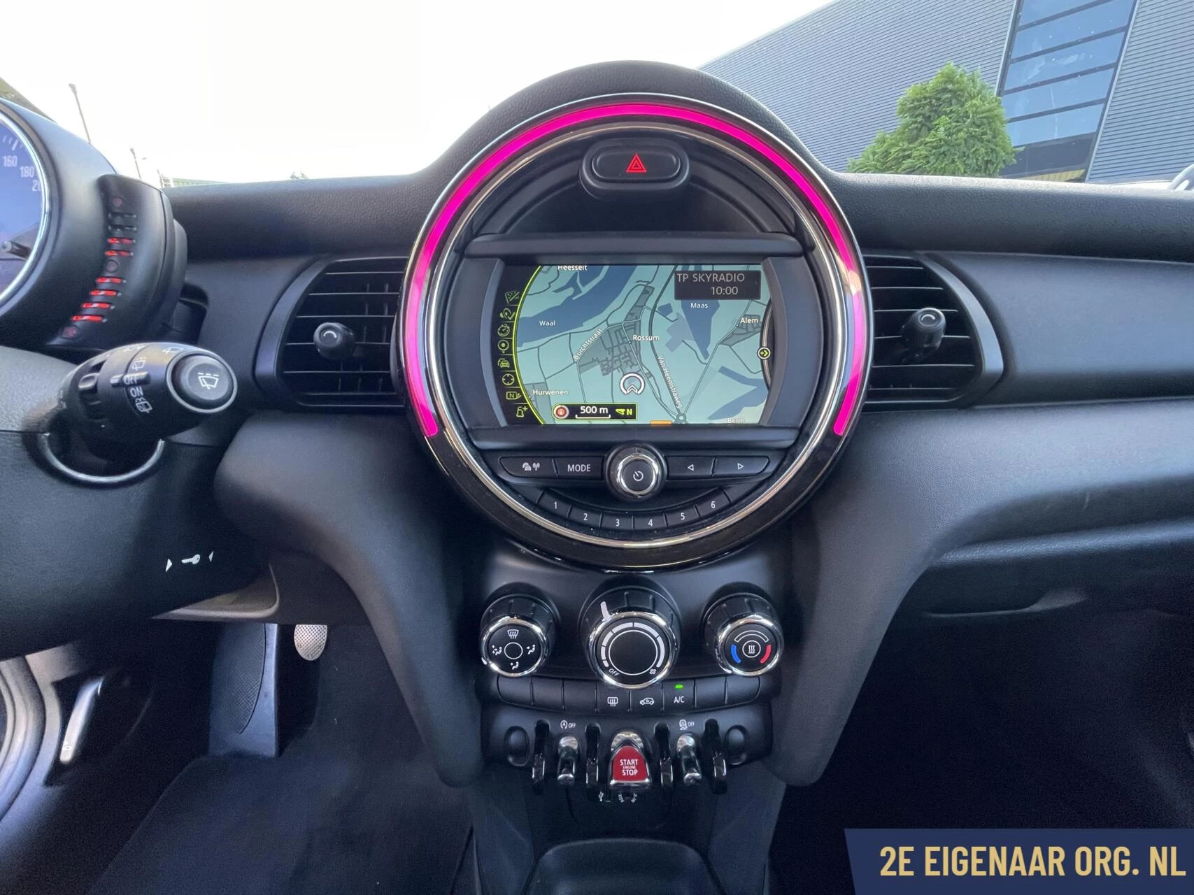 Hoofdafbeelding MINI One