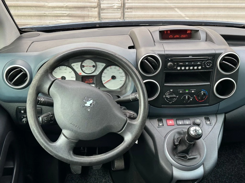 Hoofdafbeelding Peugeot Partner