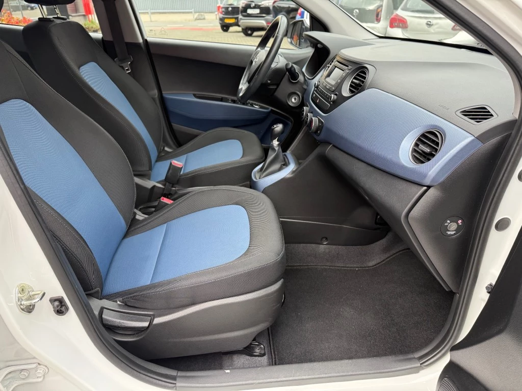 Hoofdafbeelding Hyundai i10