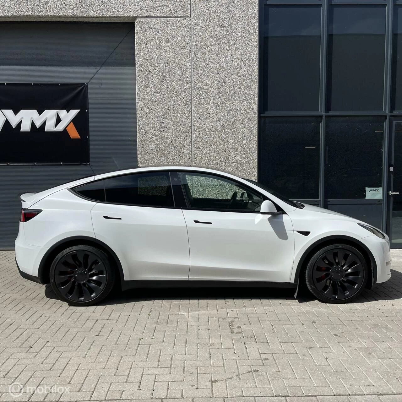 Hoofdafbeelding Tesla Model Y