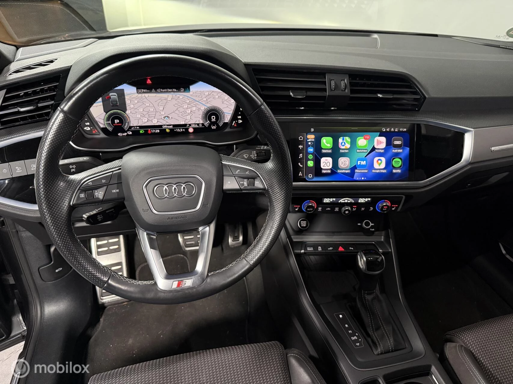 Hoofdafbeelding Audi Q3