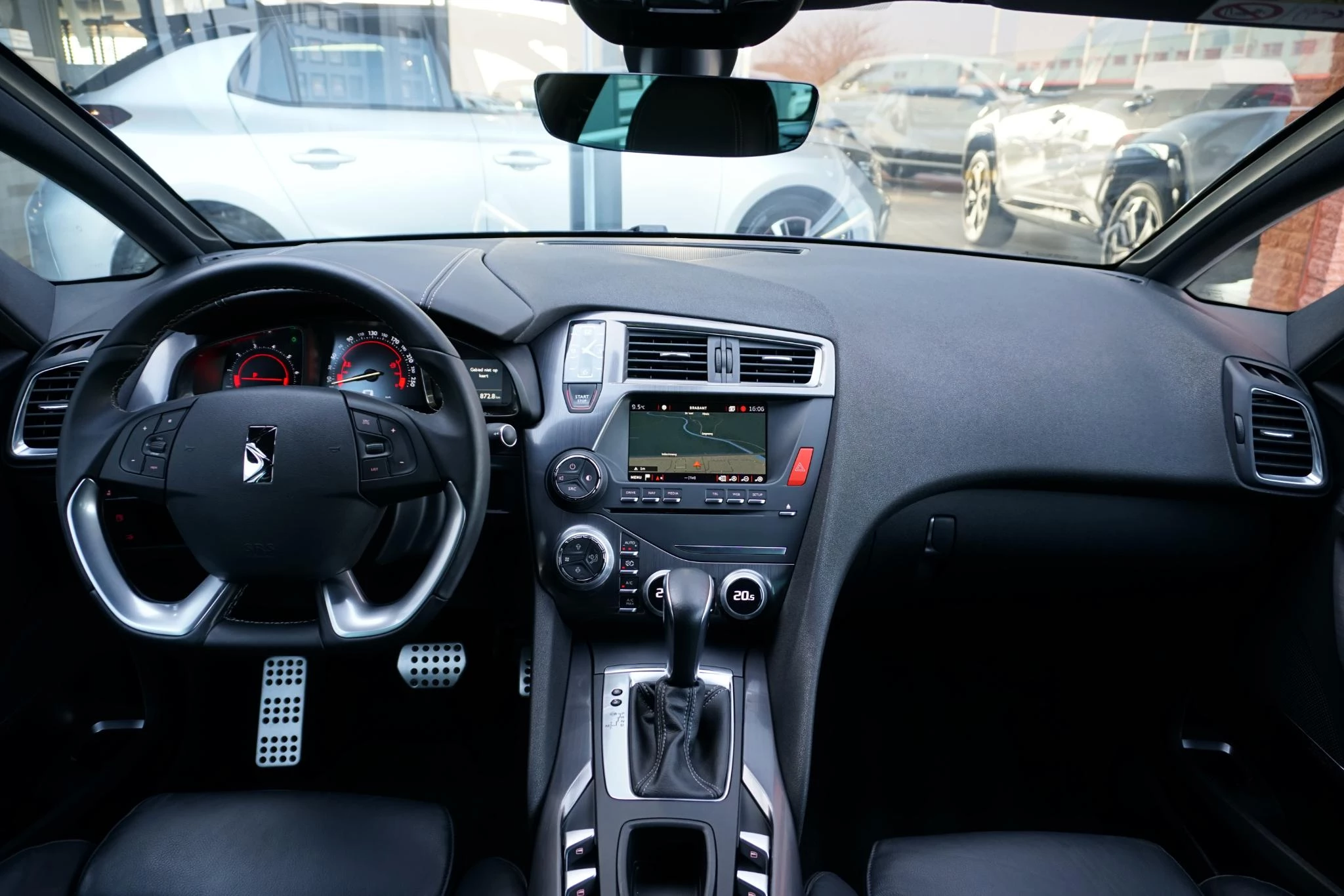 Hoofdafbeelding DS DS 5