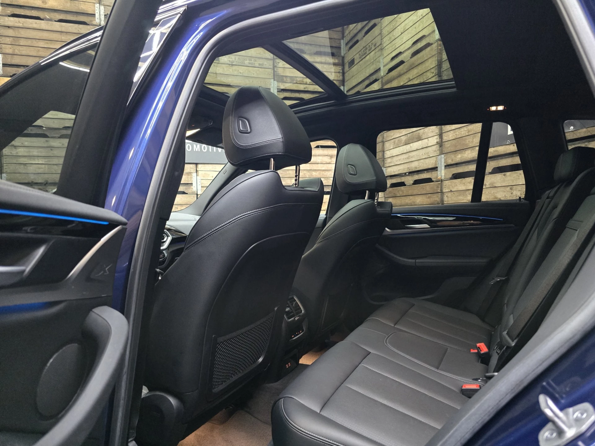 Hoofdafbeelding BMW iX3