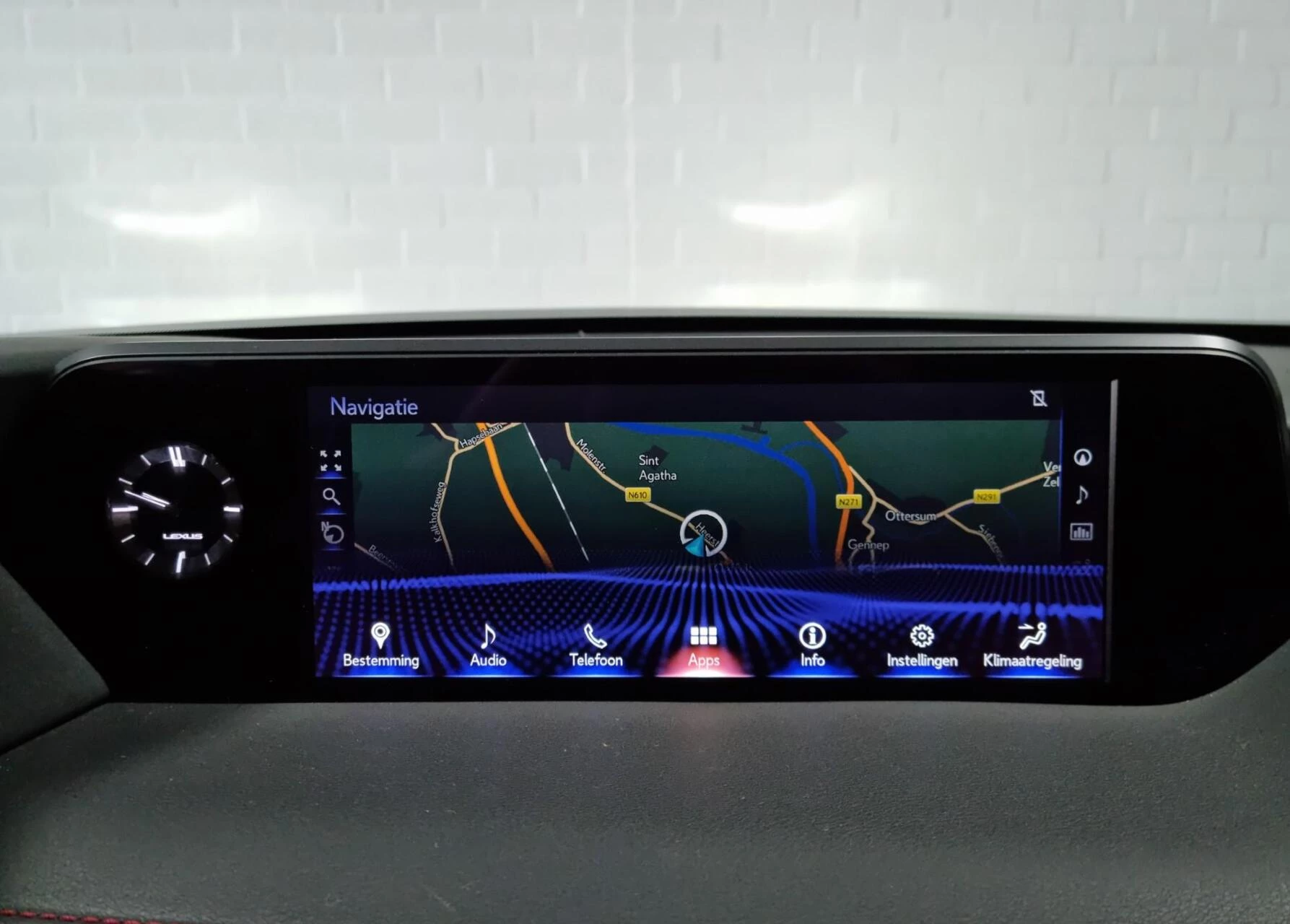 Hoofdafbeelding Lexus UX