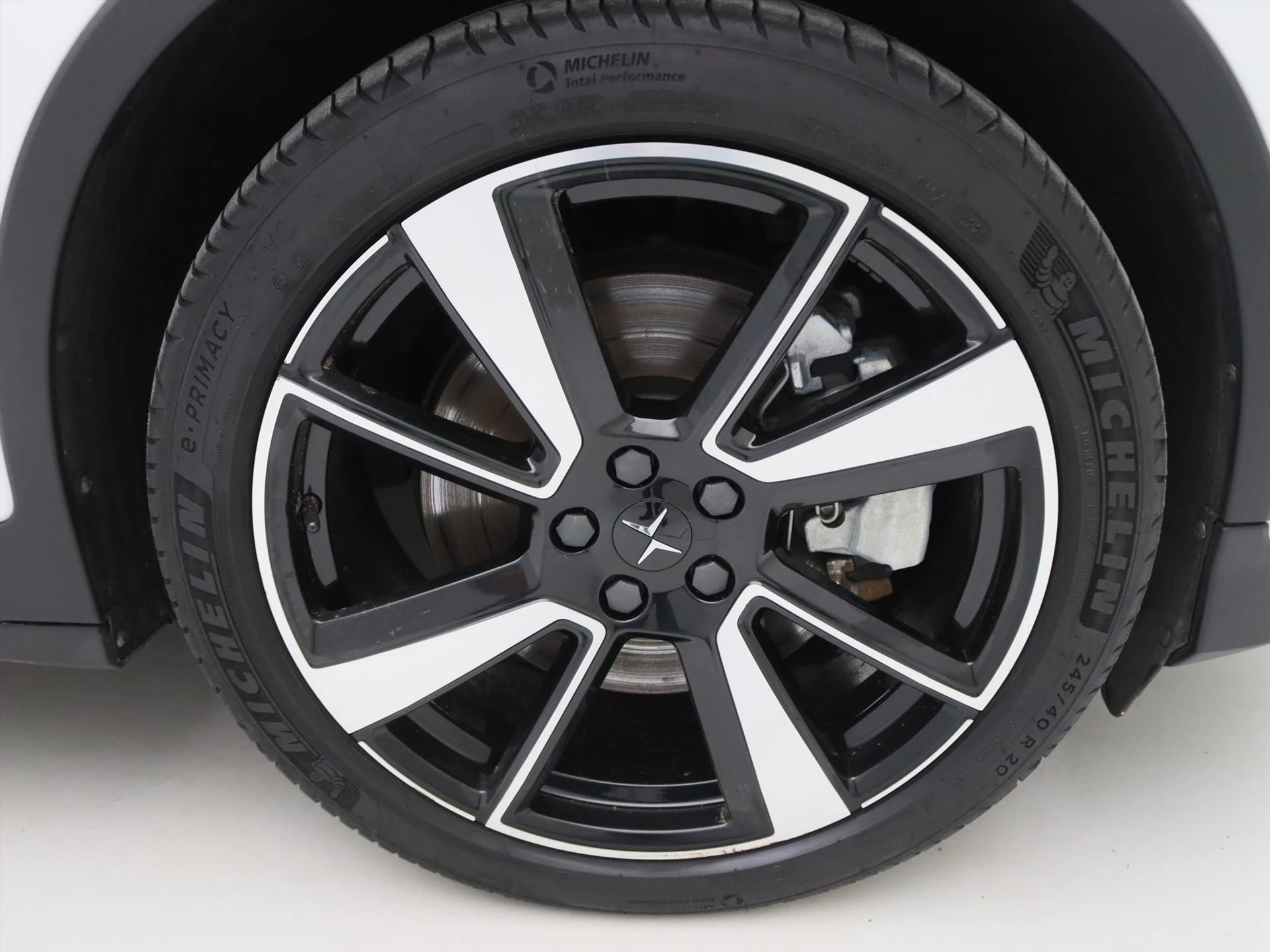 Hoofdafbeelding Polestar 2