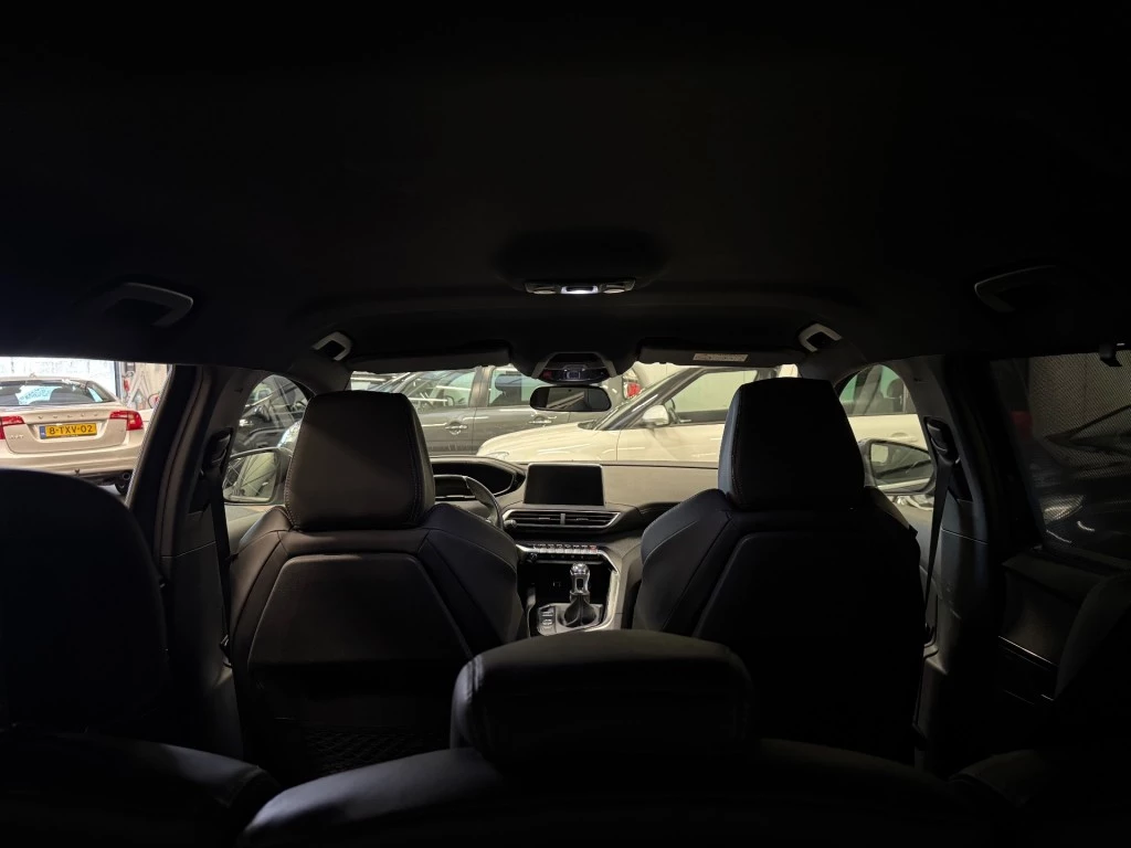 Hoofdafbeelding Peugeot 5008