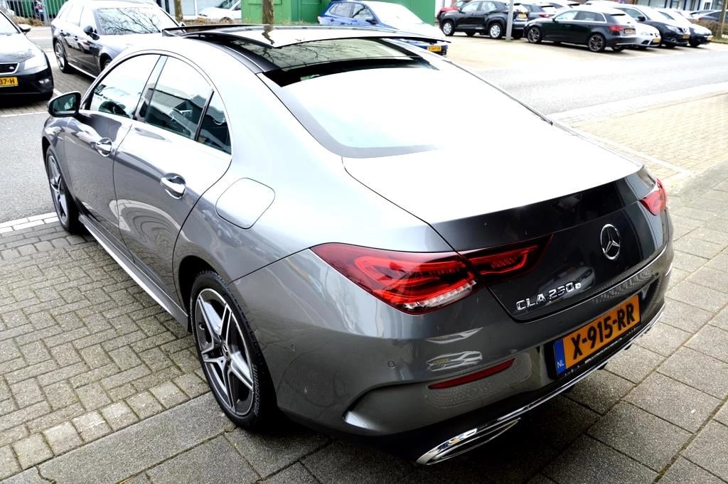 Hoofdafbeelding Mercedes-Benz CLA