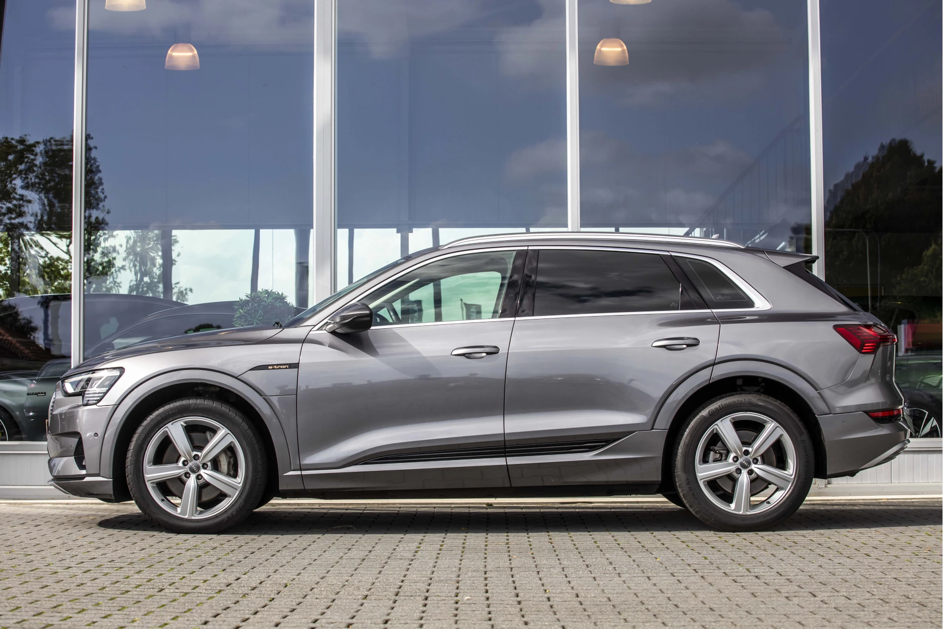 Hoofdafbeelding Audi e-tron