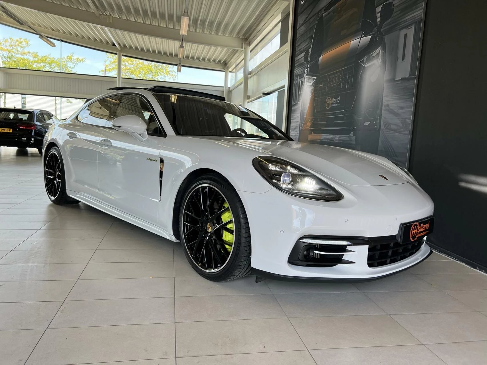 Hoofdafbeelding Porsche Panamera