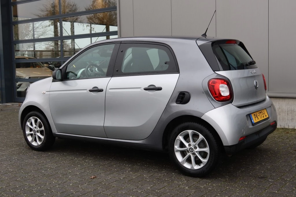 Hoofdafbeelding smart Forfour
