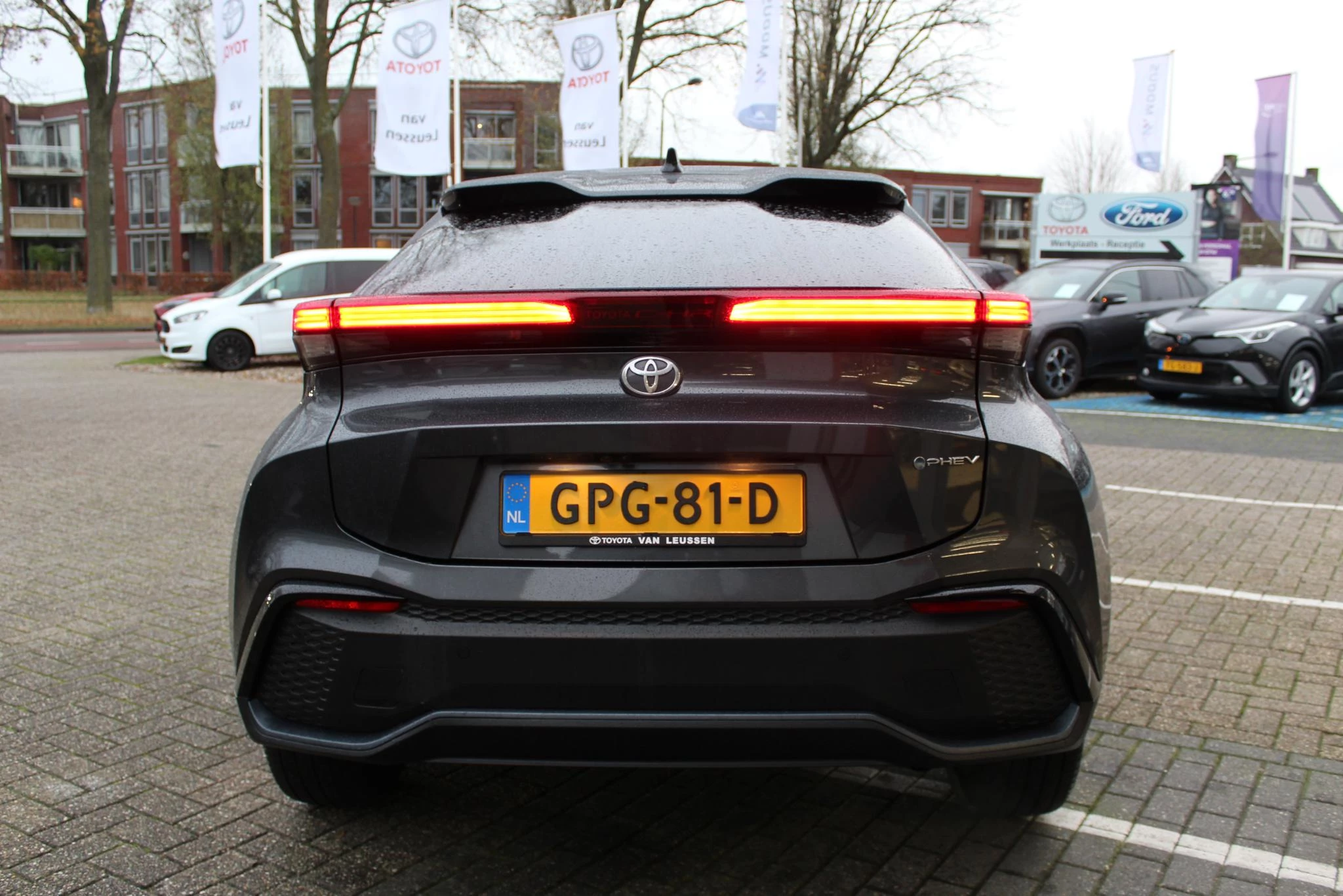 Hoofdafbeelding Toyota C-HR