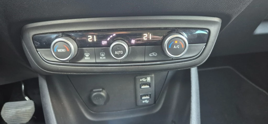 Hoofdafbeelding Opel Crossland X