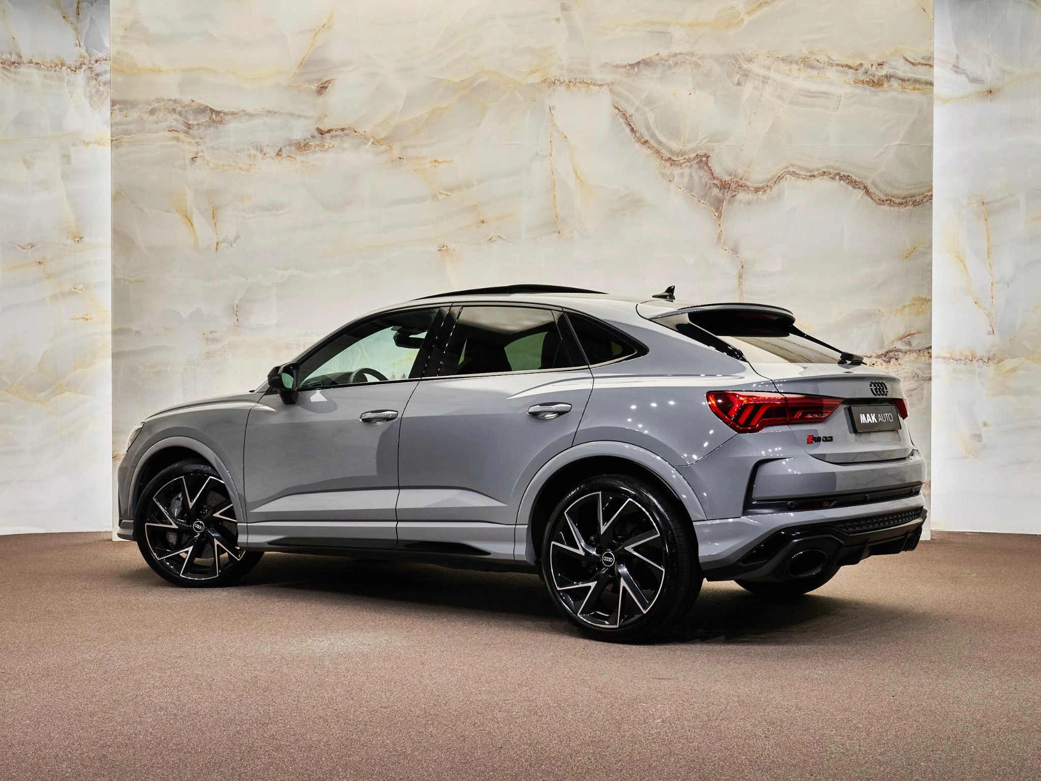 Hoofdafbeelding Audi RSQ3