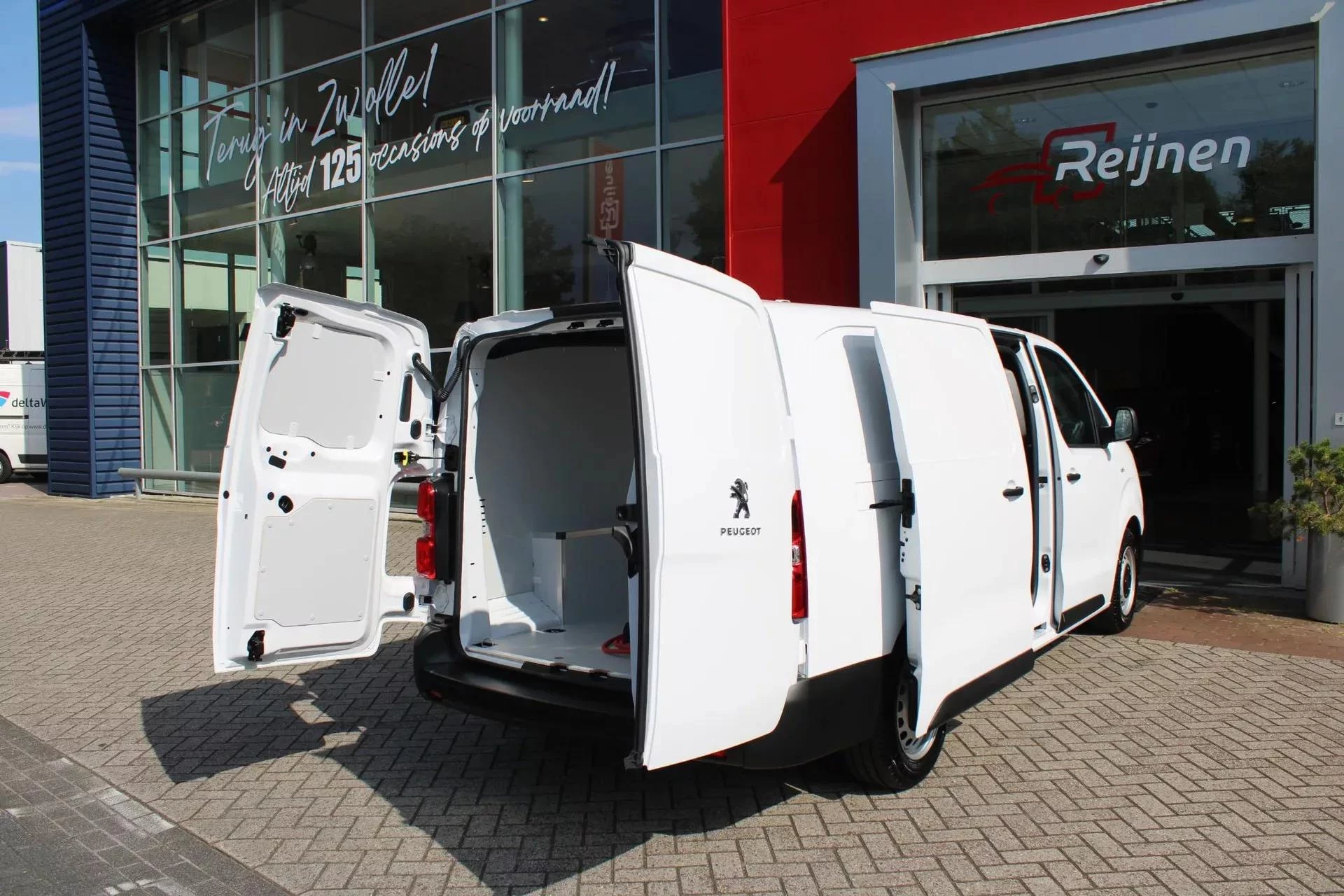 Hoofdafbeelding Peugeot e-Expert