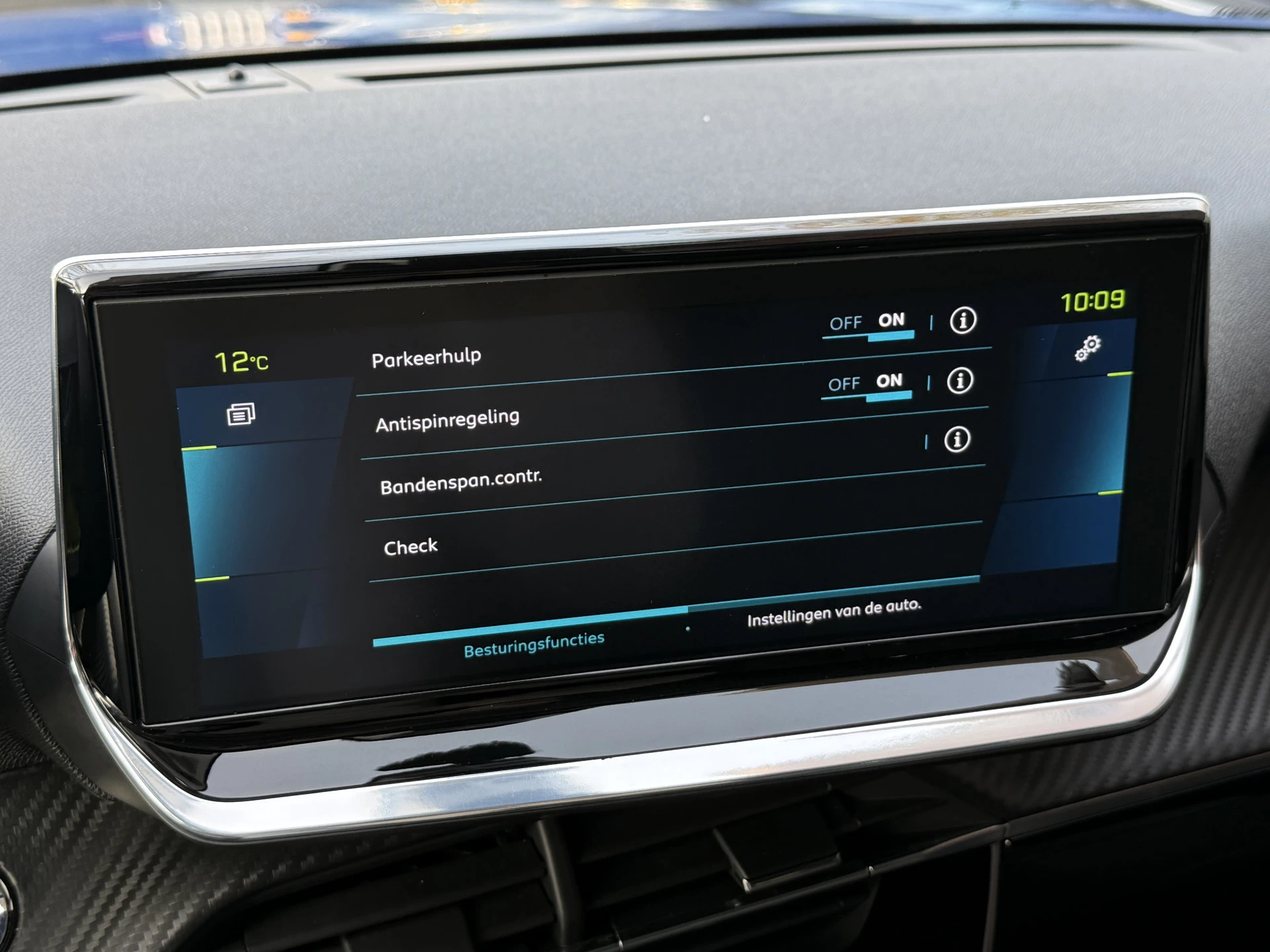 Hoofdafbeelding Peugeot e-208