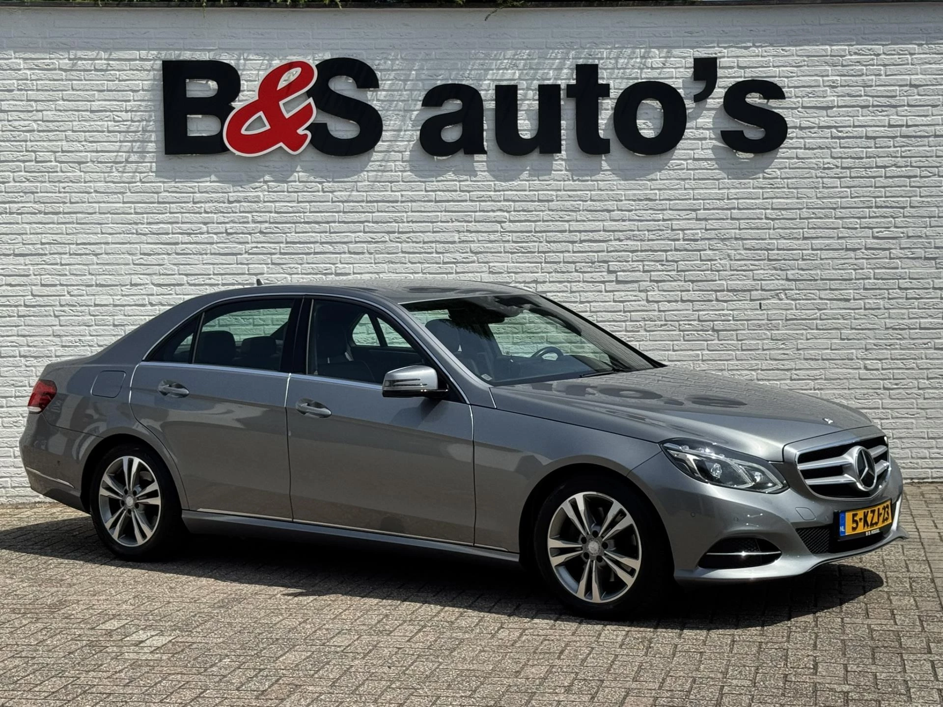 Hoofdafbeelding Mercedes-Benz E-Klasse