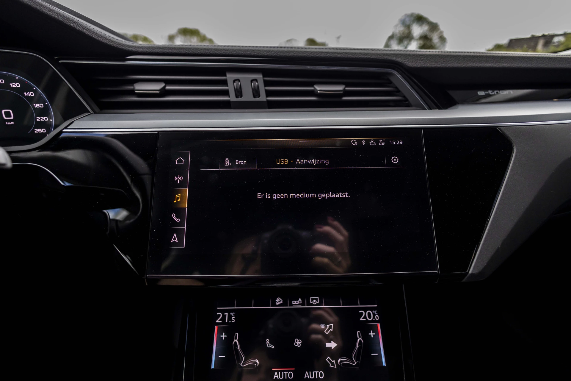 Hoofdafbeelding Audi e-tron