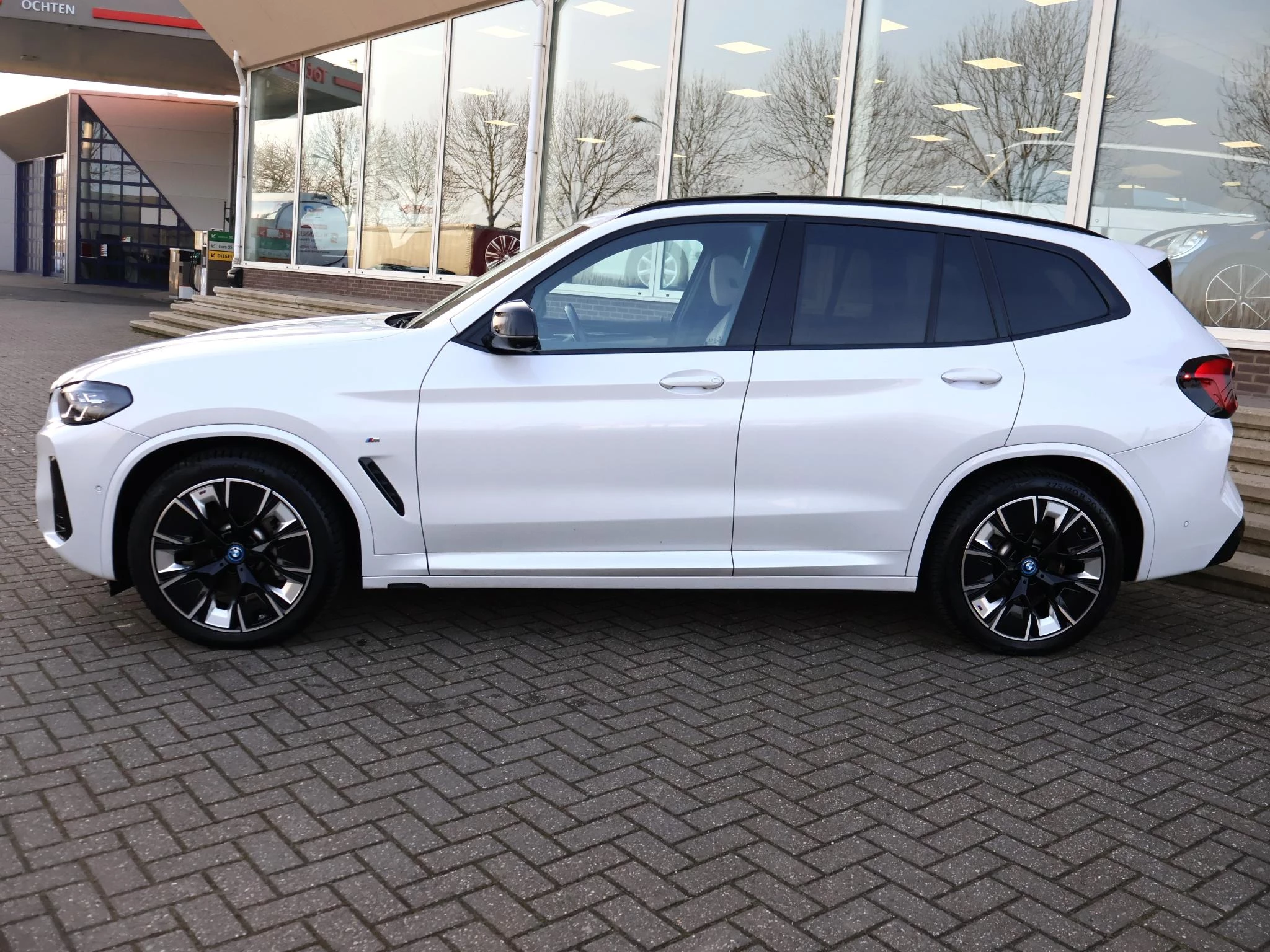 Hoofdafbeelding BMW iX3