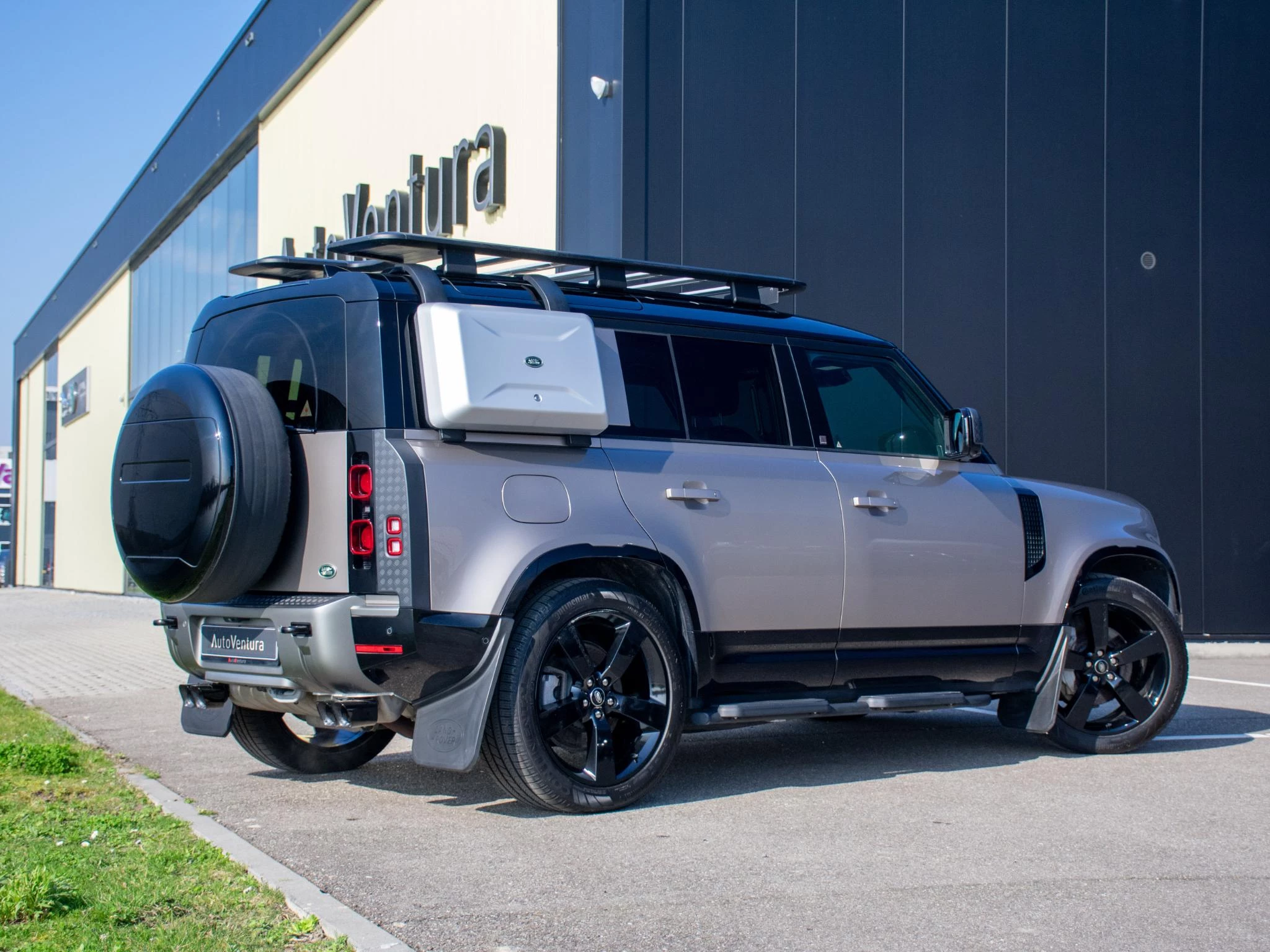 Hoofdafbeelding Land Rover Defender