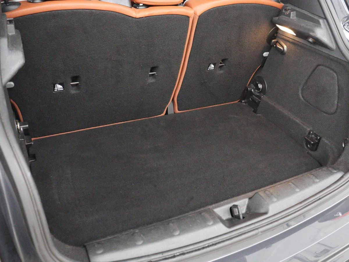 Hoofdafbeelding MINI 5-deurs