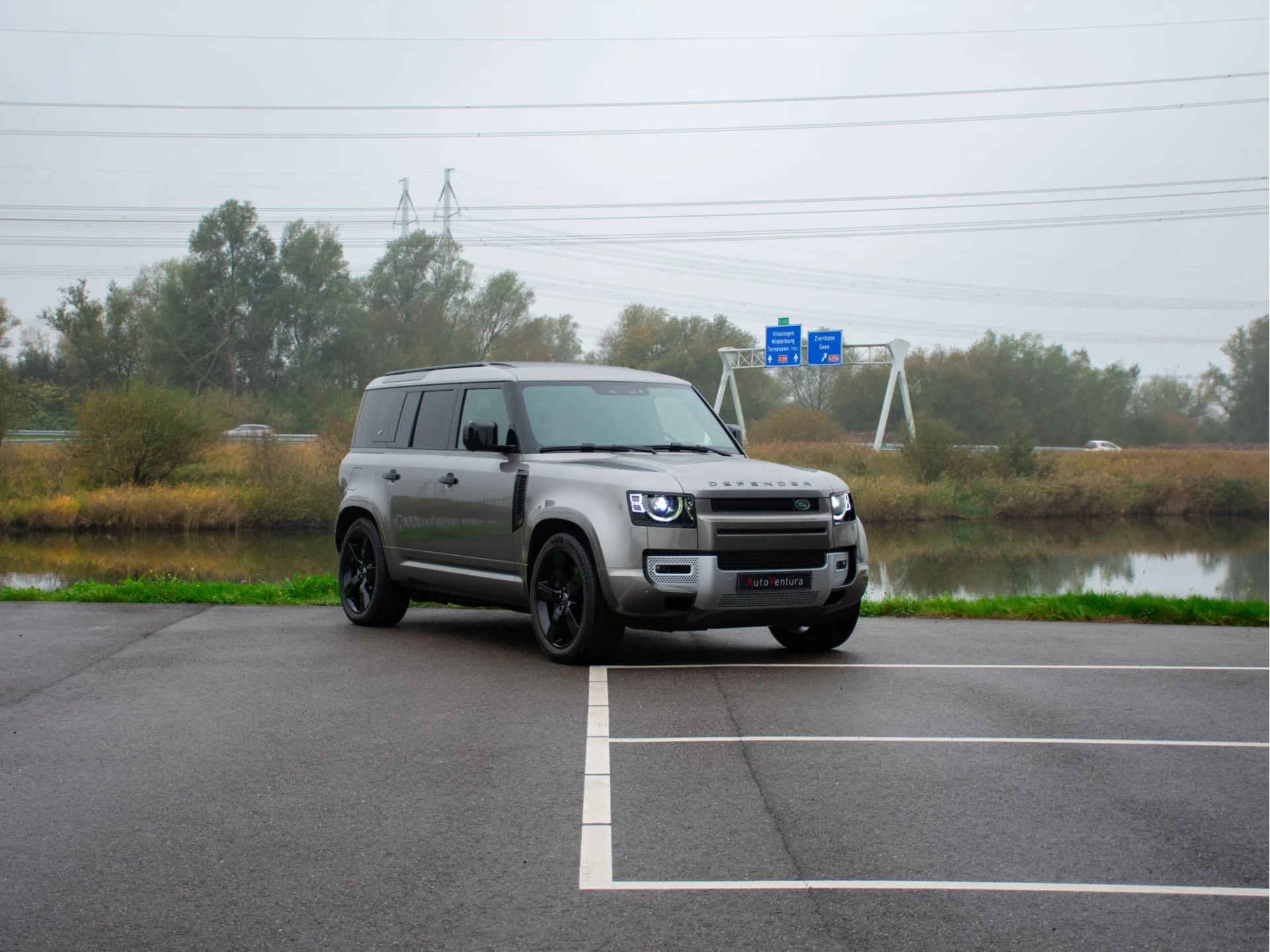 Hoofdafbeelding Land Rover Defender