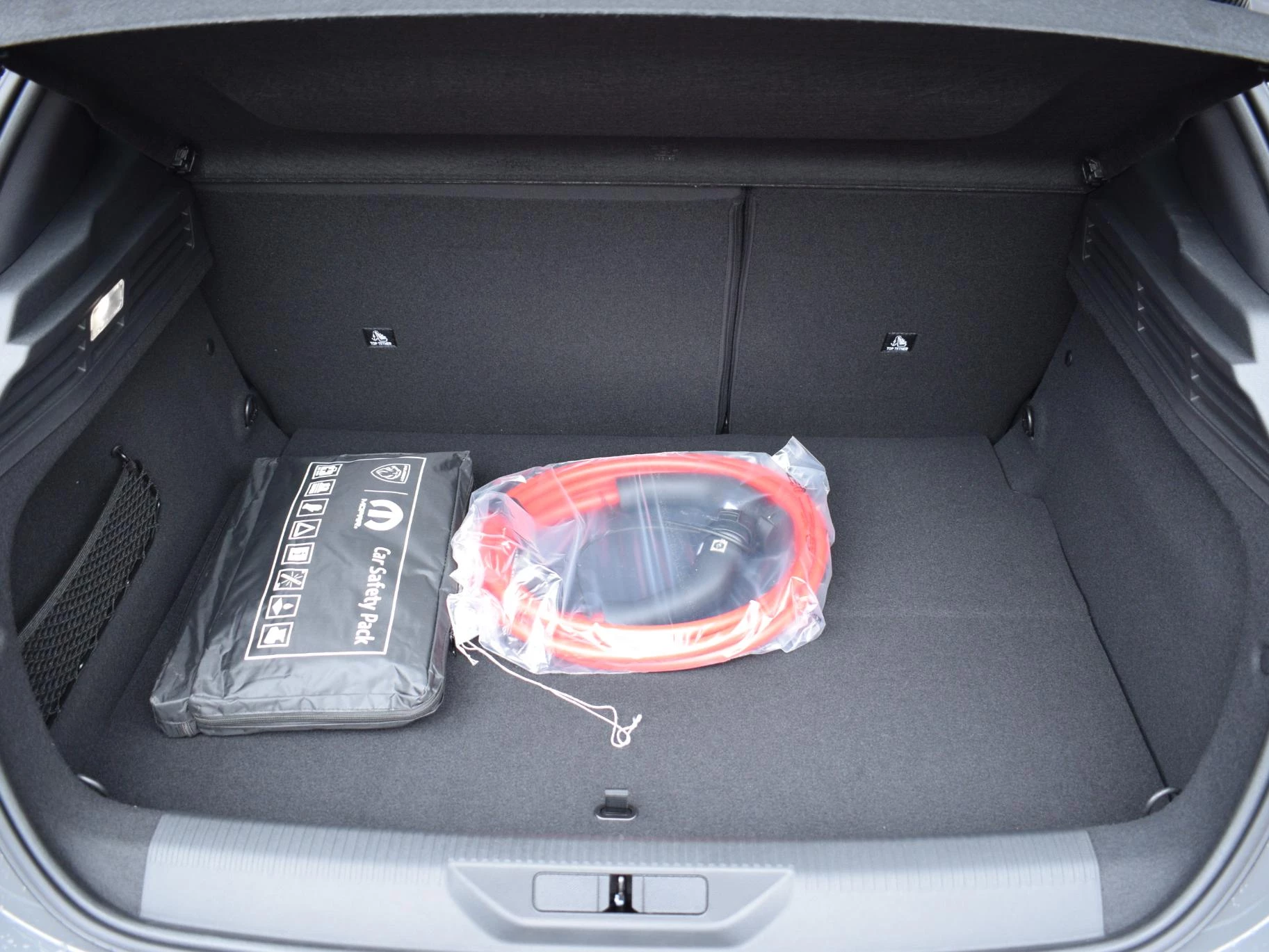 Hoofdafbeelding Peugeot e-308