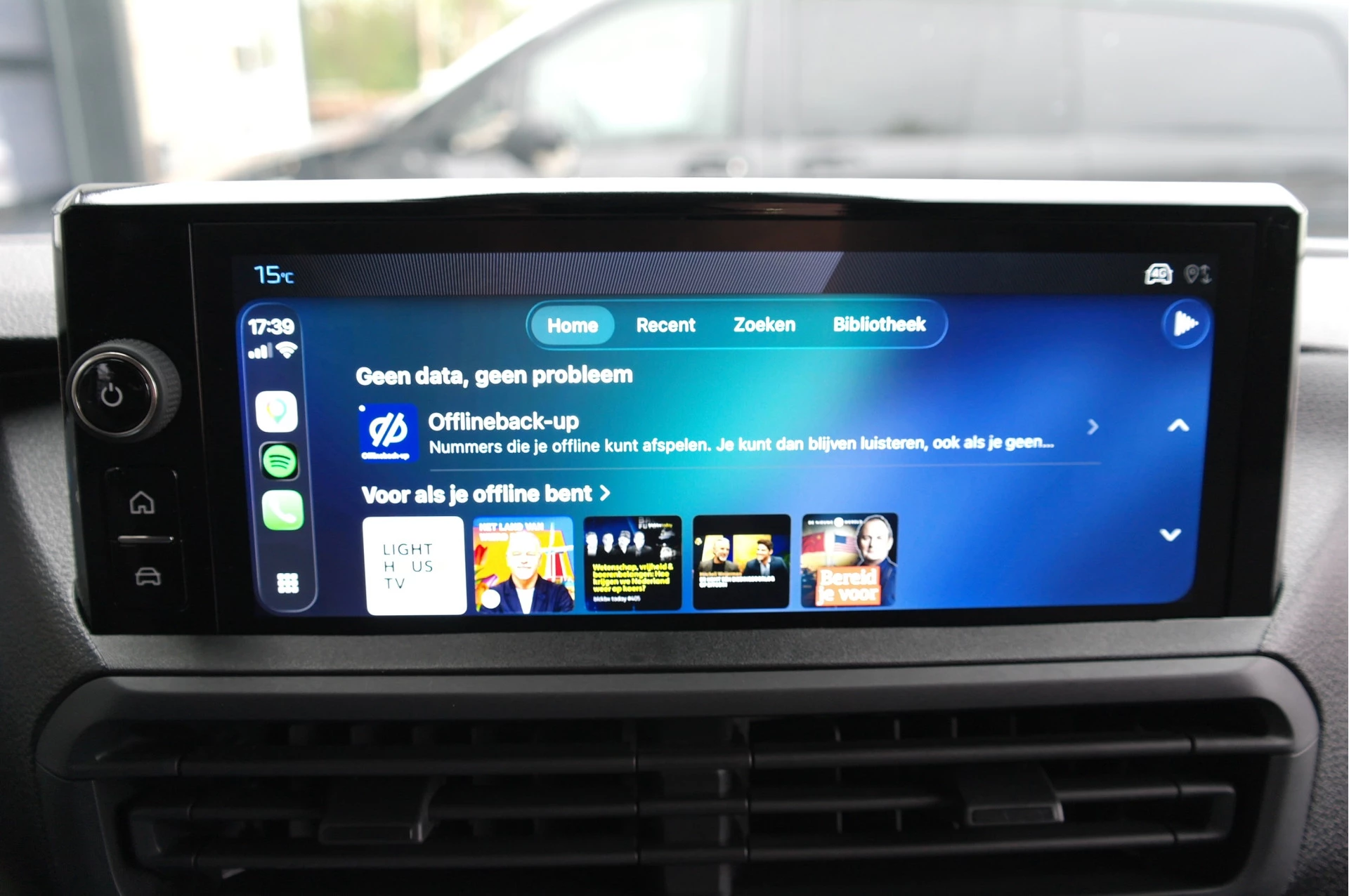 Hoofdafbeelding Peugeot e-Expert