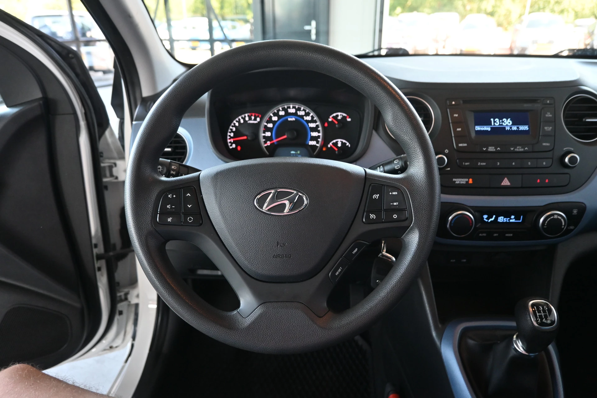 Hoofdafbeelding Hyundai i10
