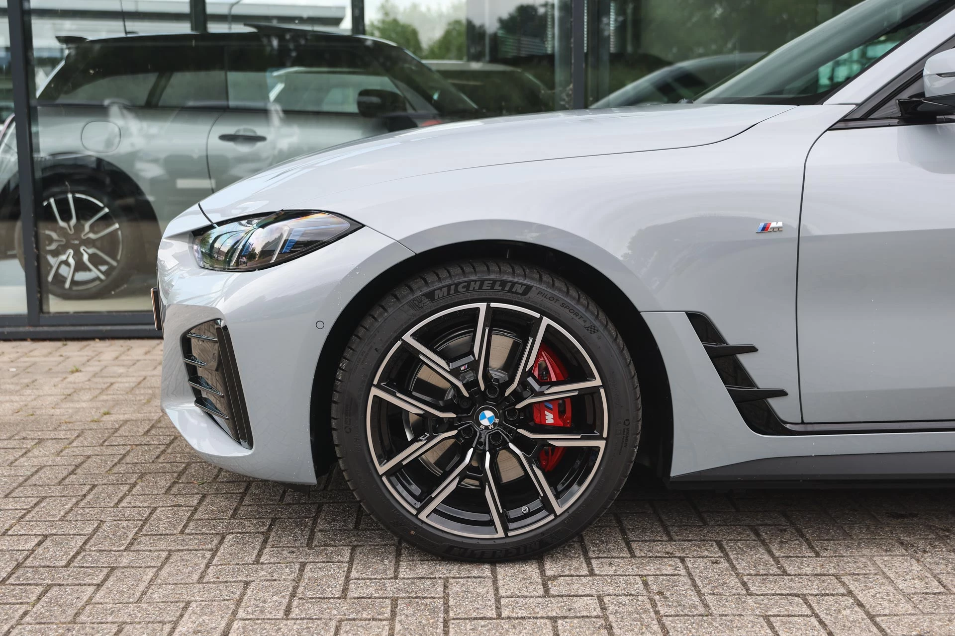 Hoofdafbeelding BMW i4