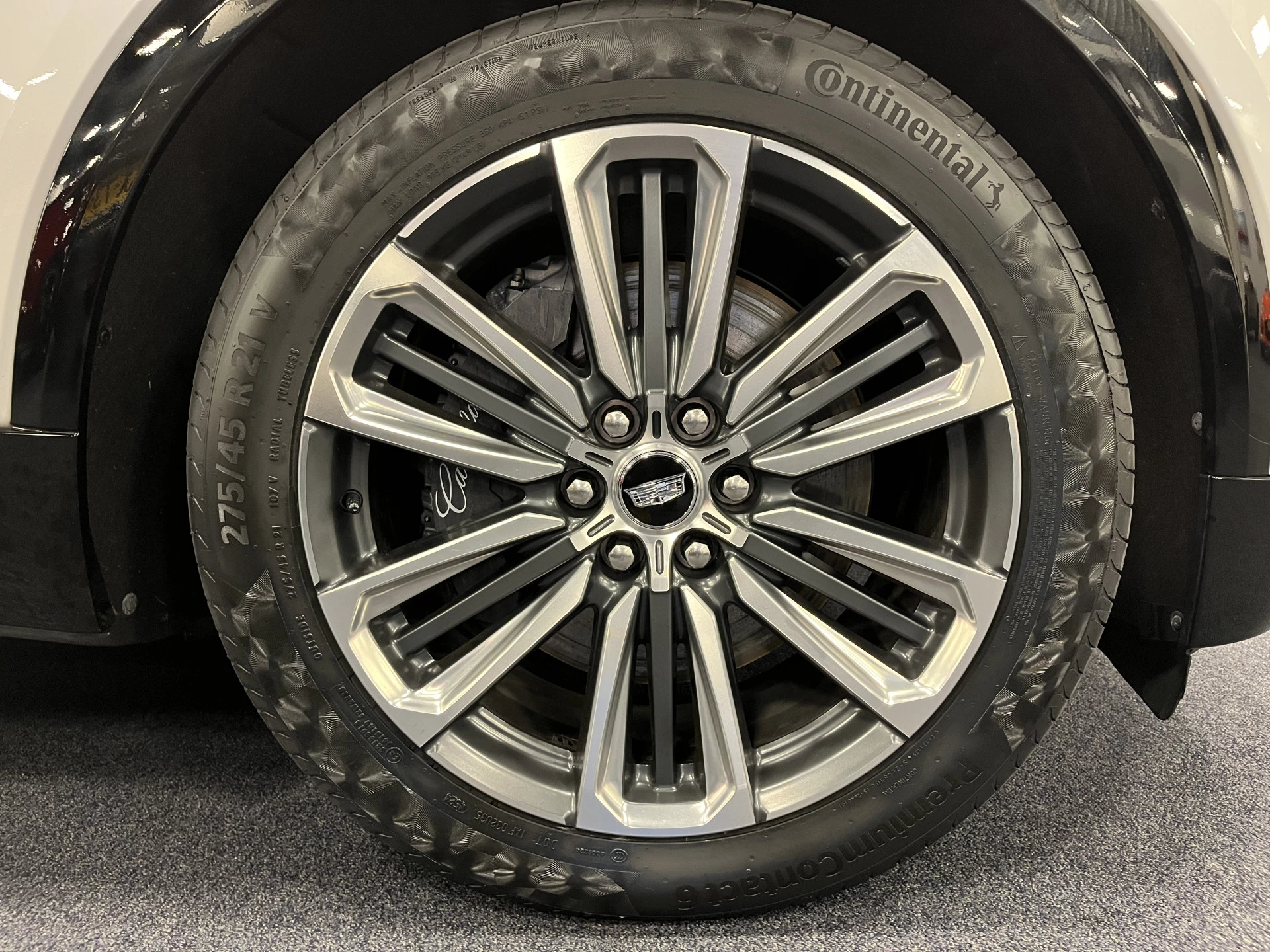 Hoofdafbeelding Cadillac LYRIQ