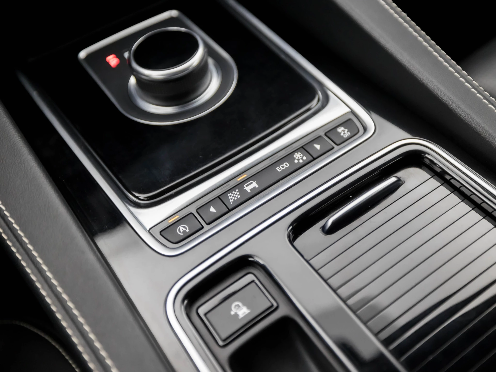 Hoofdafbeelding Jaguar F-PACE
