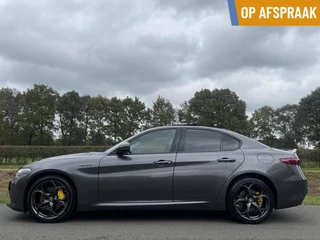 Hoofdafbeelding Alfa Romeo Giulia Alfa Romeo Giulia 2.0t Q4 Veloce, Pano, Carbon, leder dash!! 19 inch