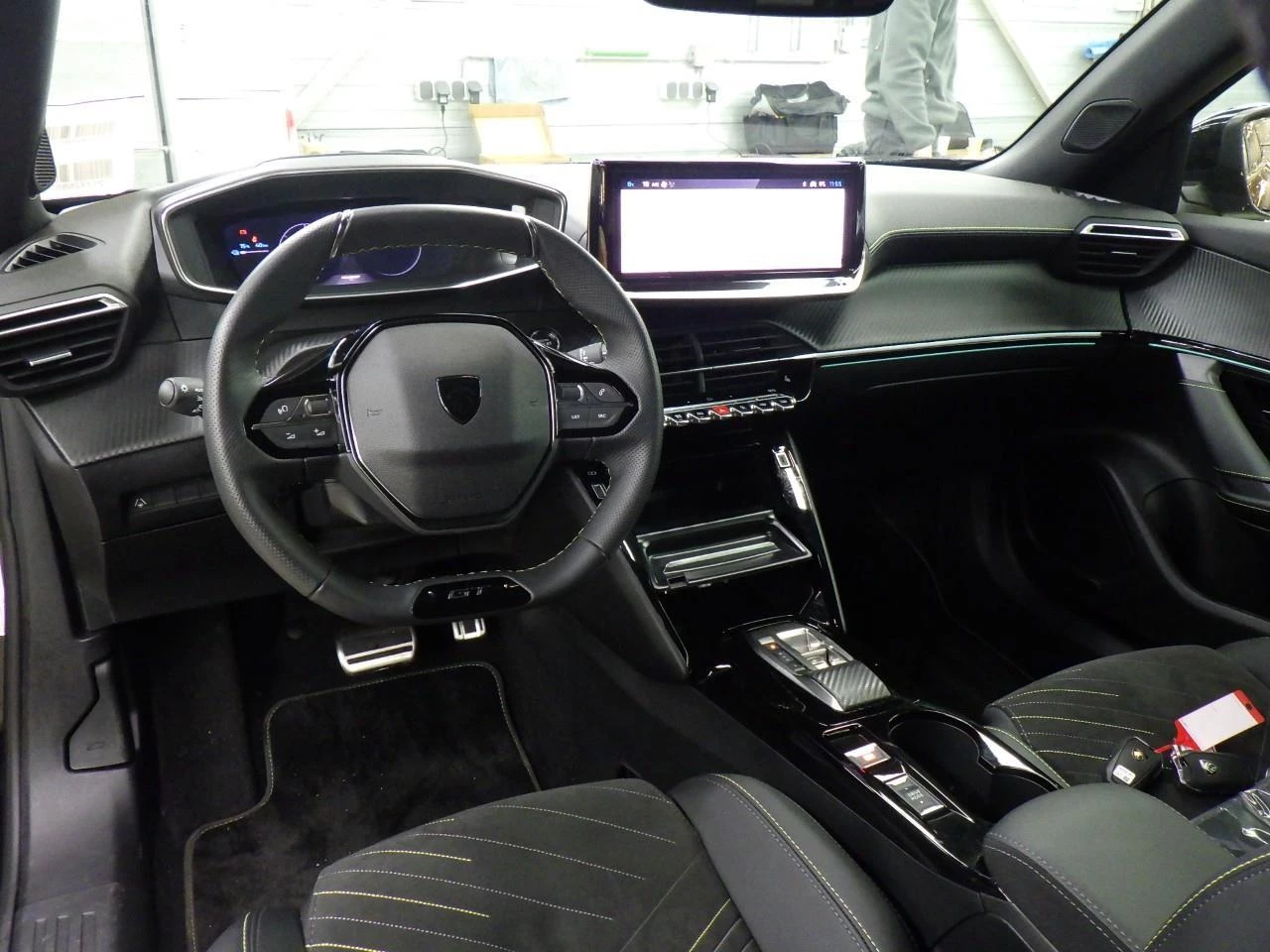 Hoofdafbeelding Peugeot e-2008