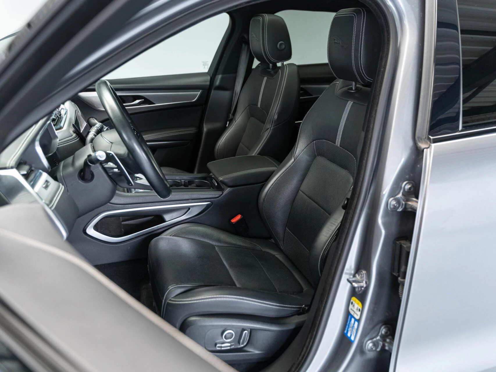 Hoofdafbeelding Jaguar F-PACE