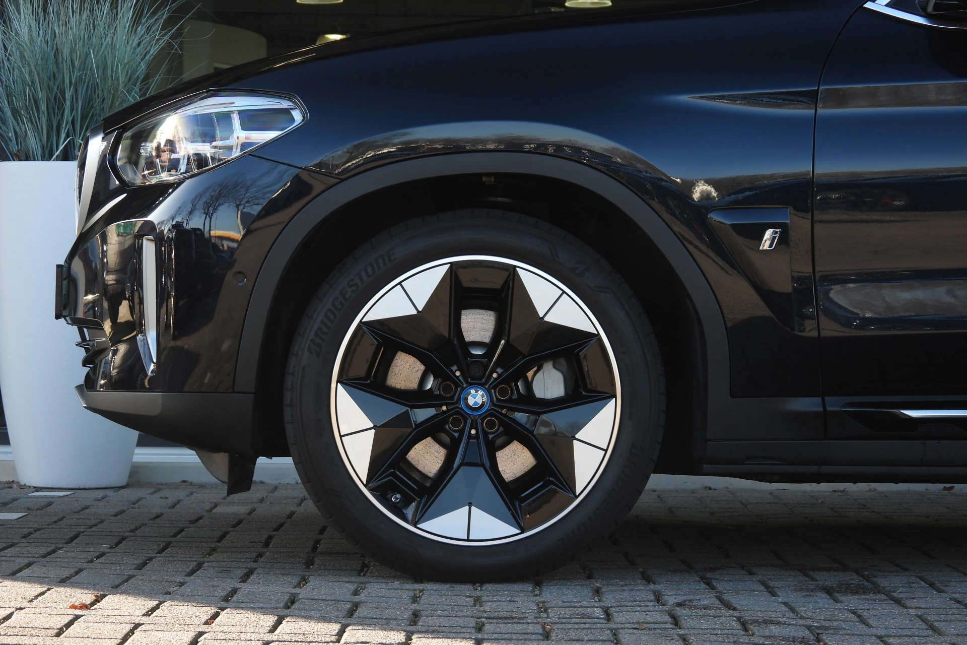 Hoofdafbeelding BMW iX3