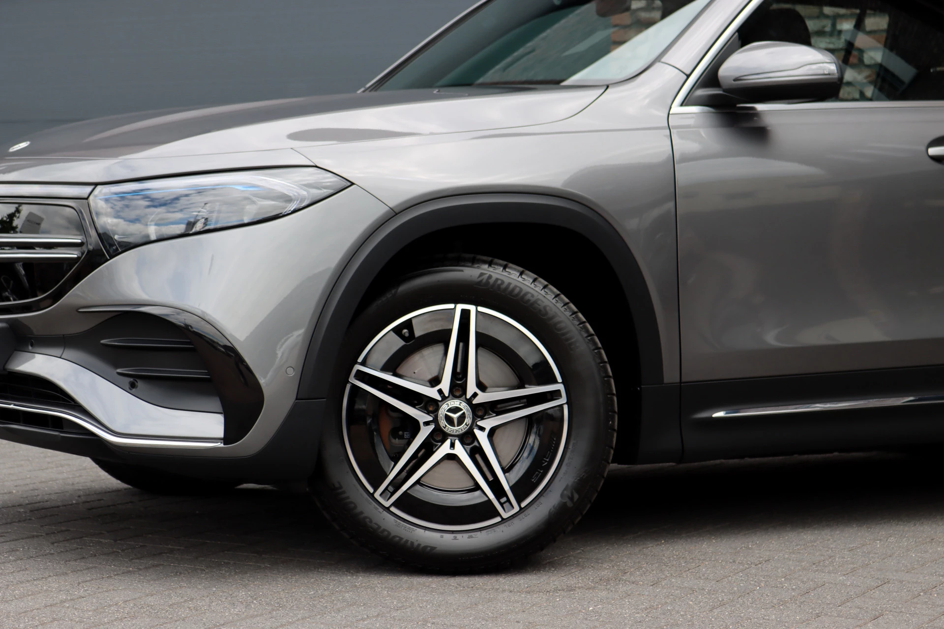Hoofdafbeelding Mercedes-Benz EQB
