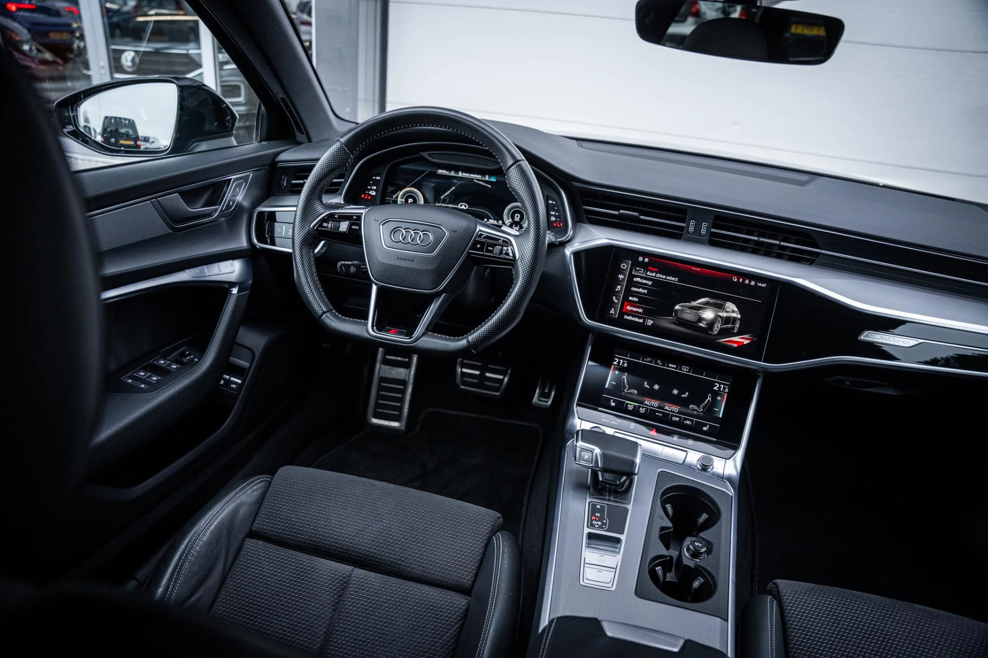 Hoofdafbeelding Audi A6