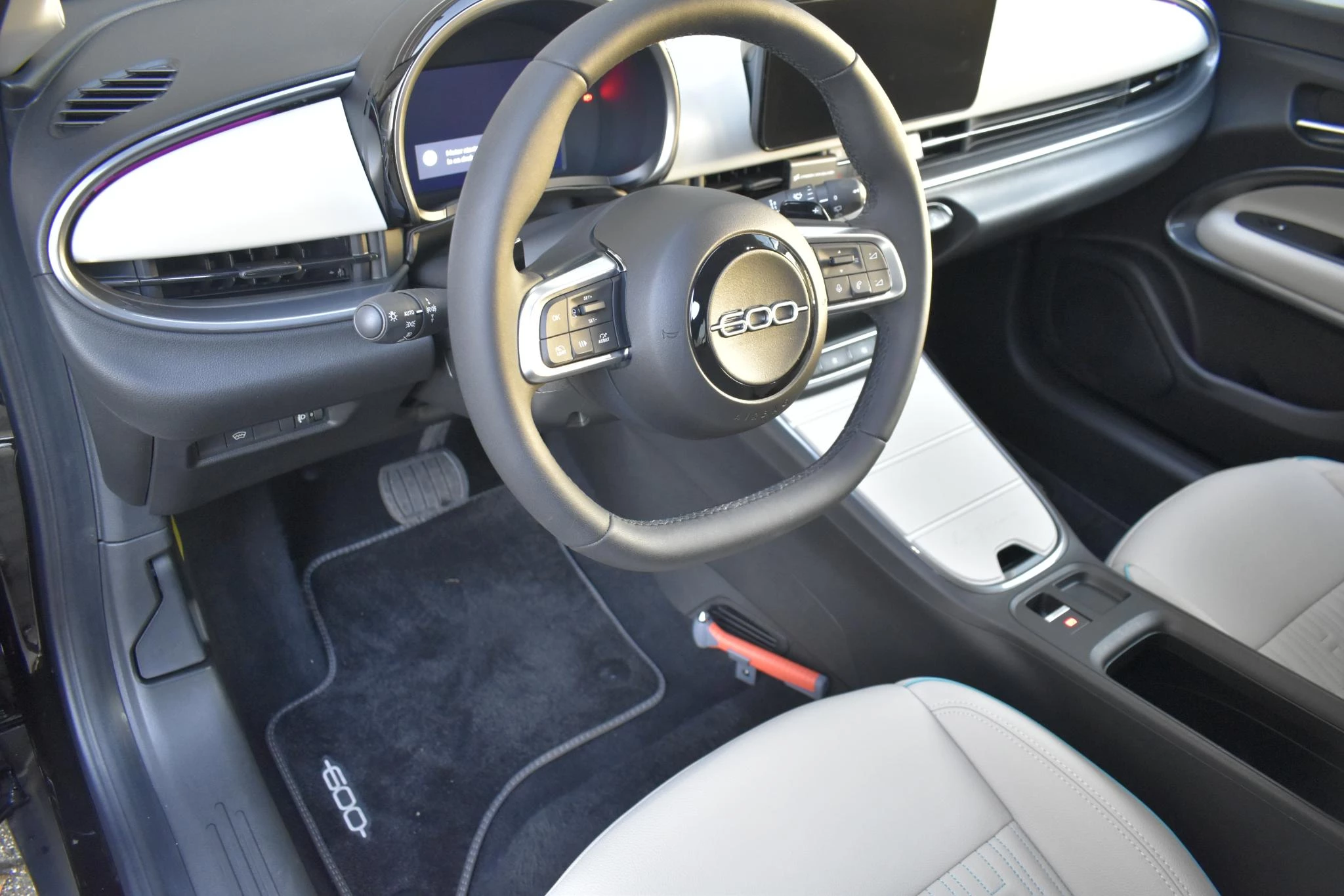 Hoofdafbeelding Fiat 600