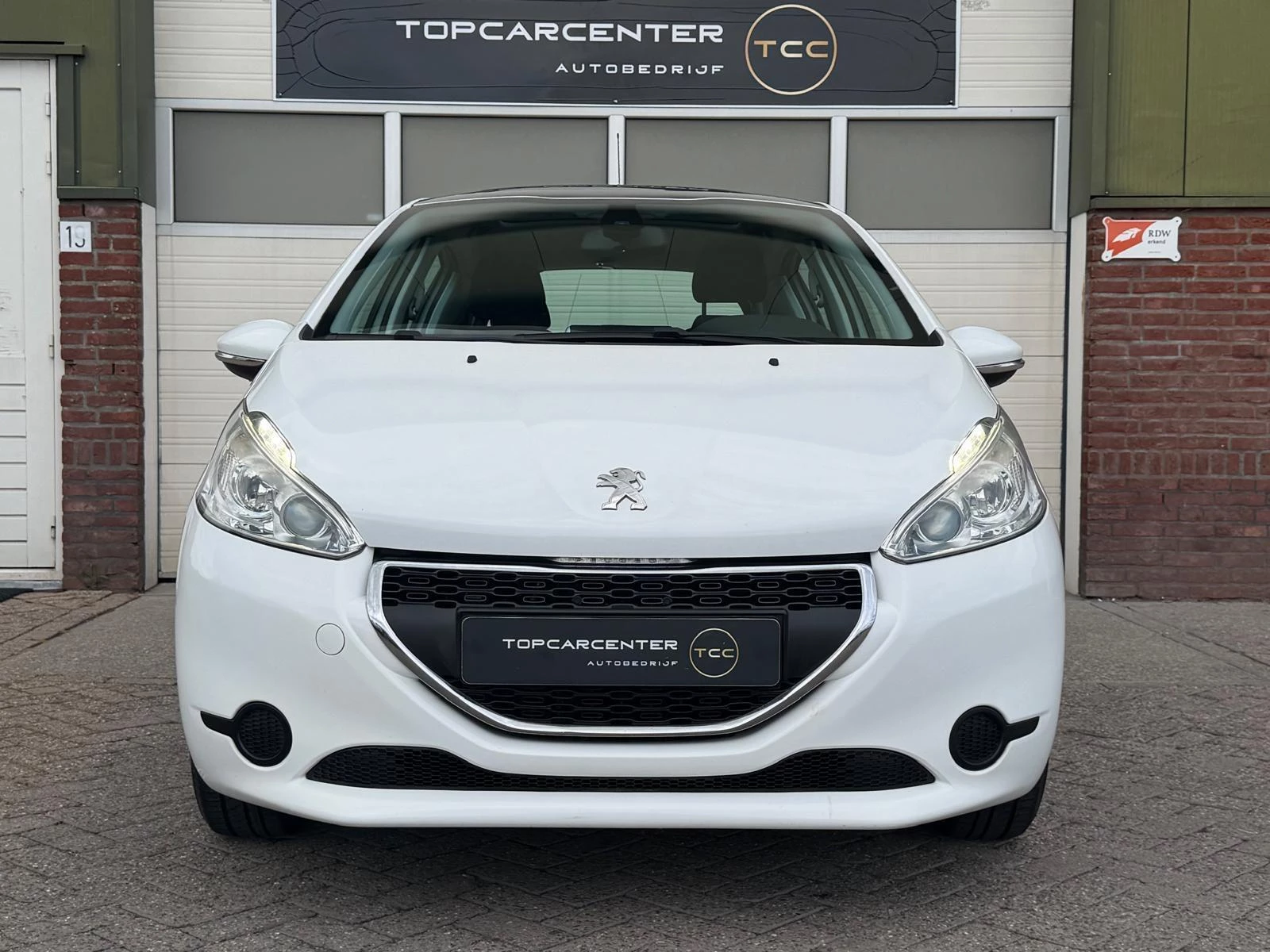 Hoofdafbeelding Peugeot 208