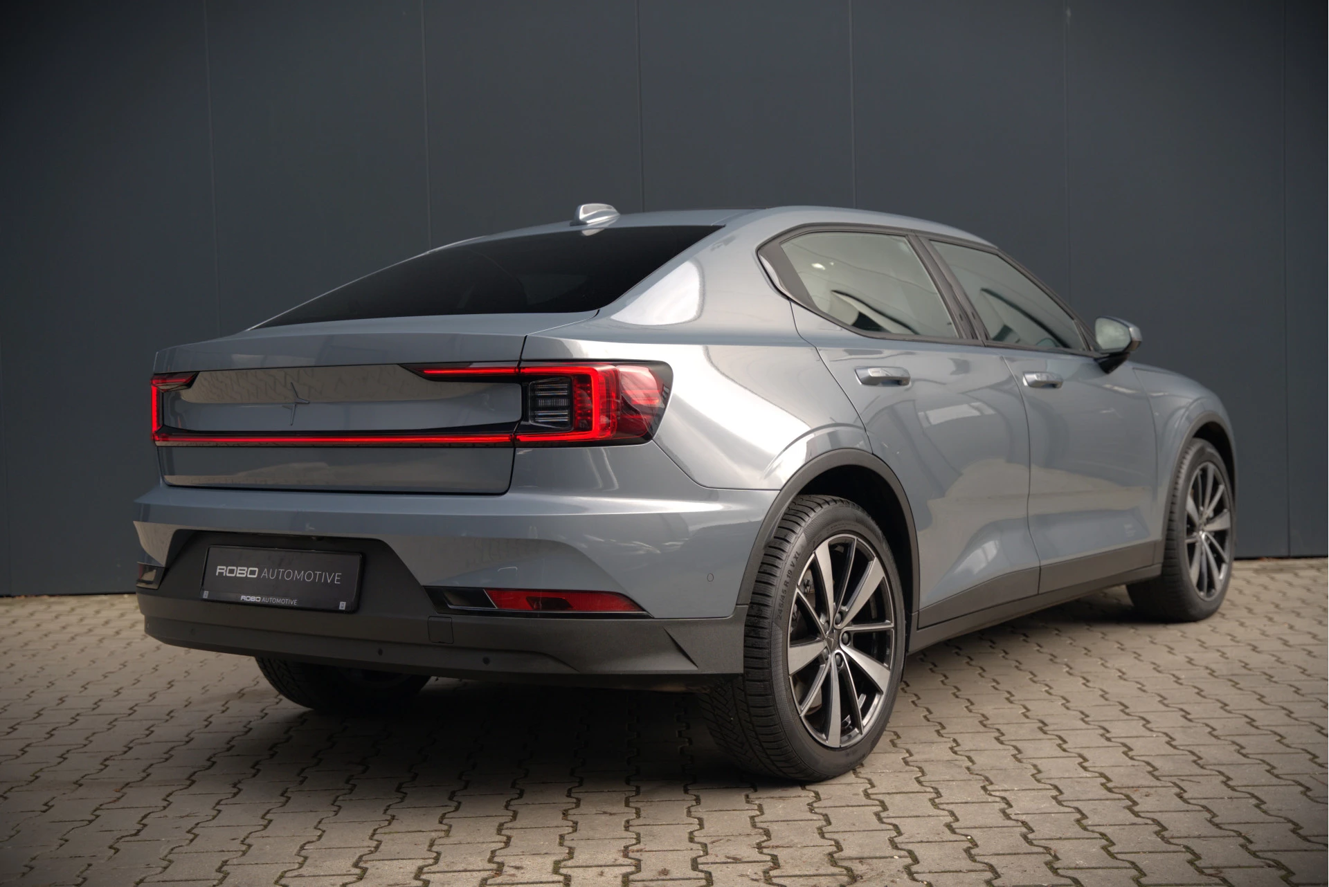 Hoofdafbeelding Polestar 2