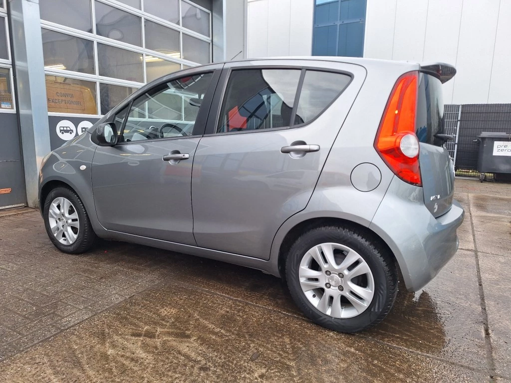 Hoofdafbeelding Opel Agila