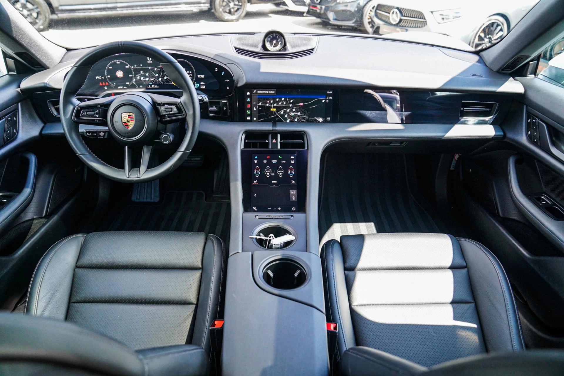 Hoofdafbeelding Porsche Taycan