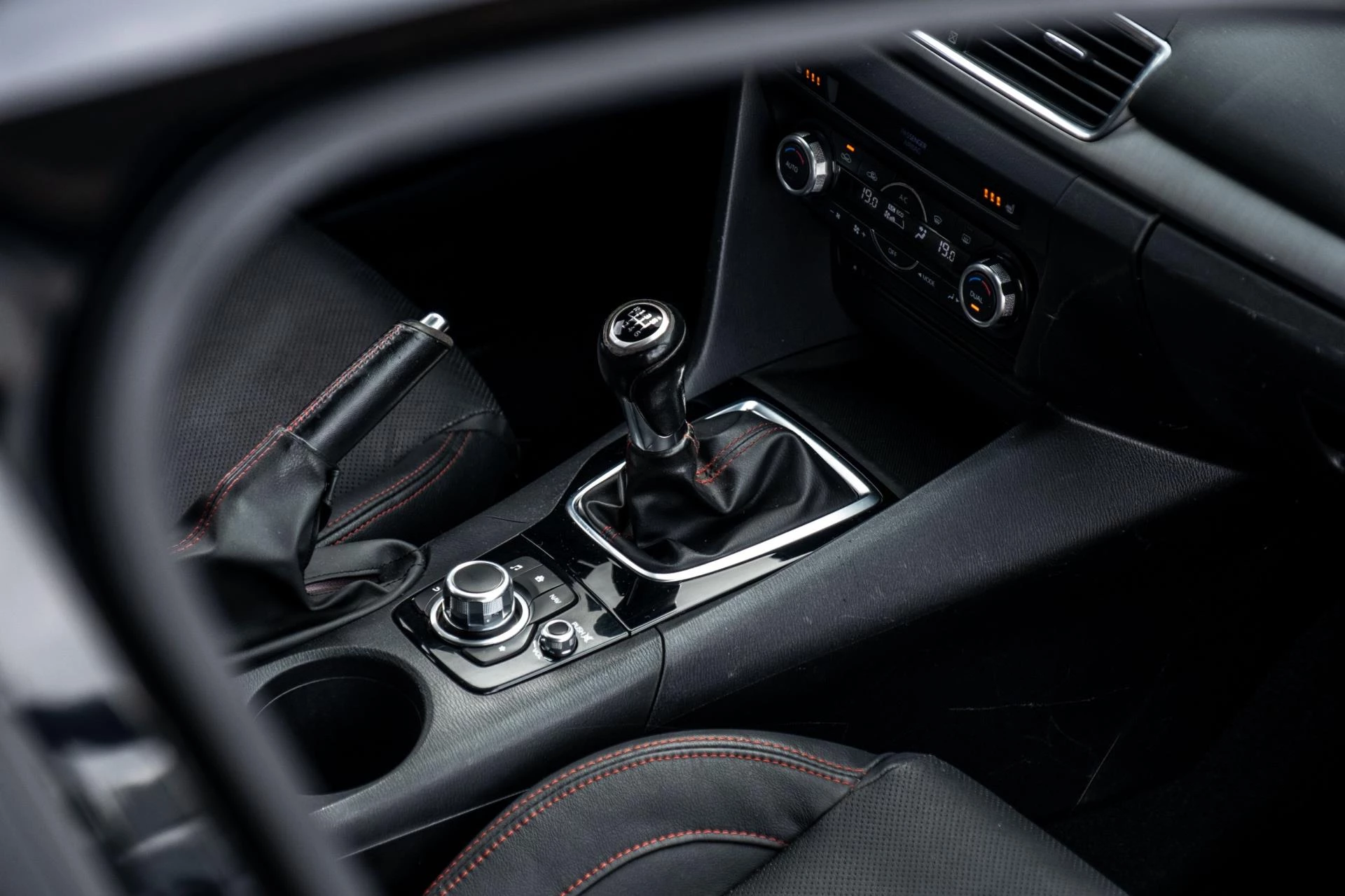 Hoofdafbeelding Mazda 3