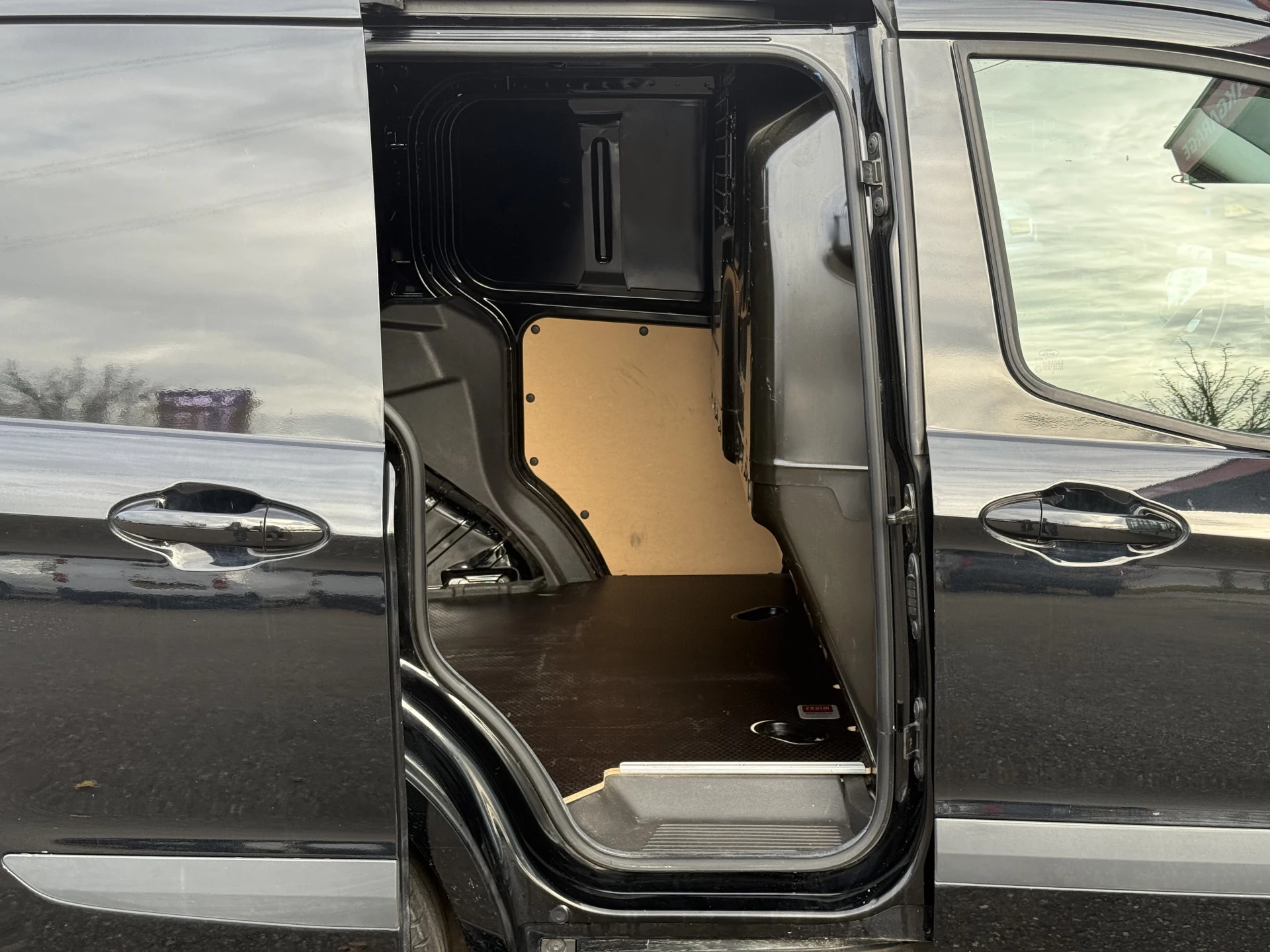 Hoofdafbeelding Ford Transit Courier