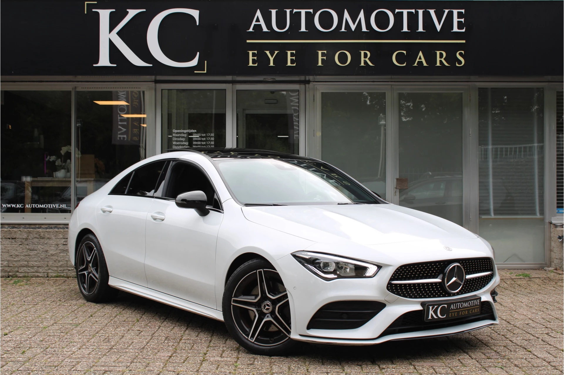 Hoofdafbeelding Mercedes-Benz CLA