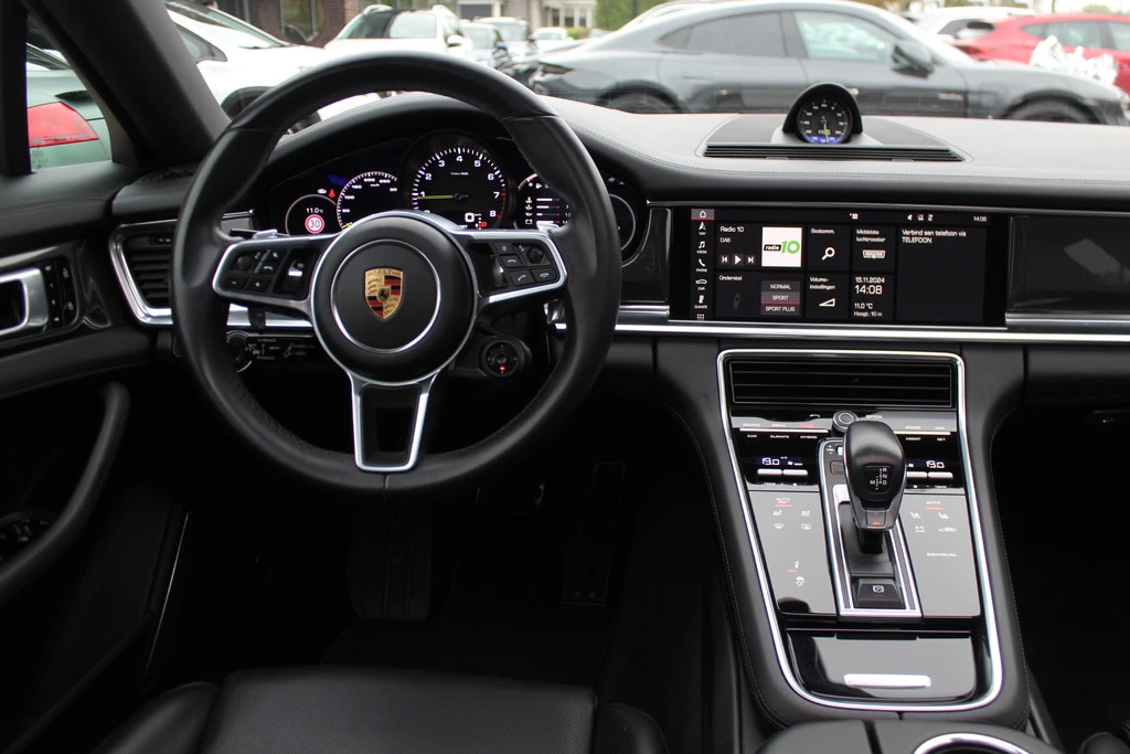 Hoofdafbeelding Porsche Panamera