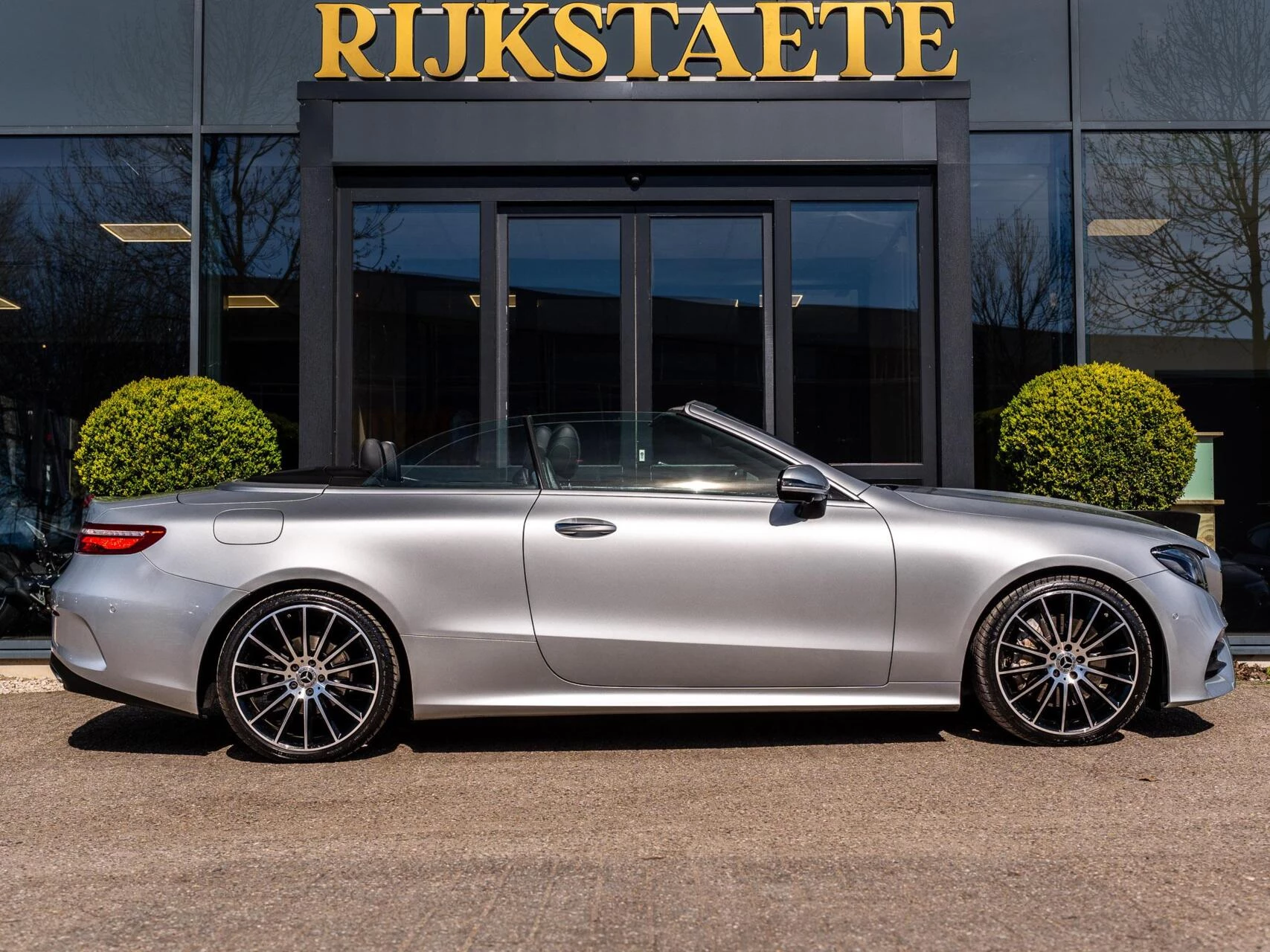 Hoofdafbeelding Mercedes-Benz E-Klasse