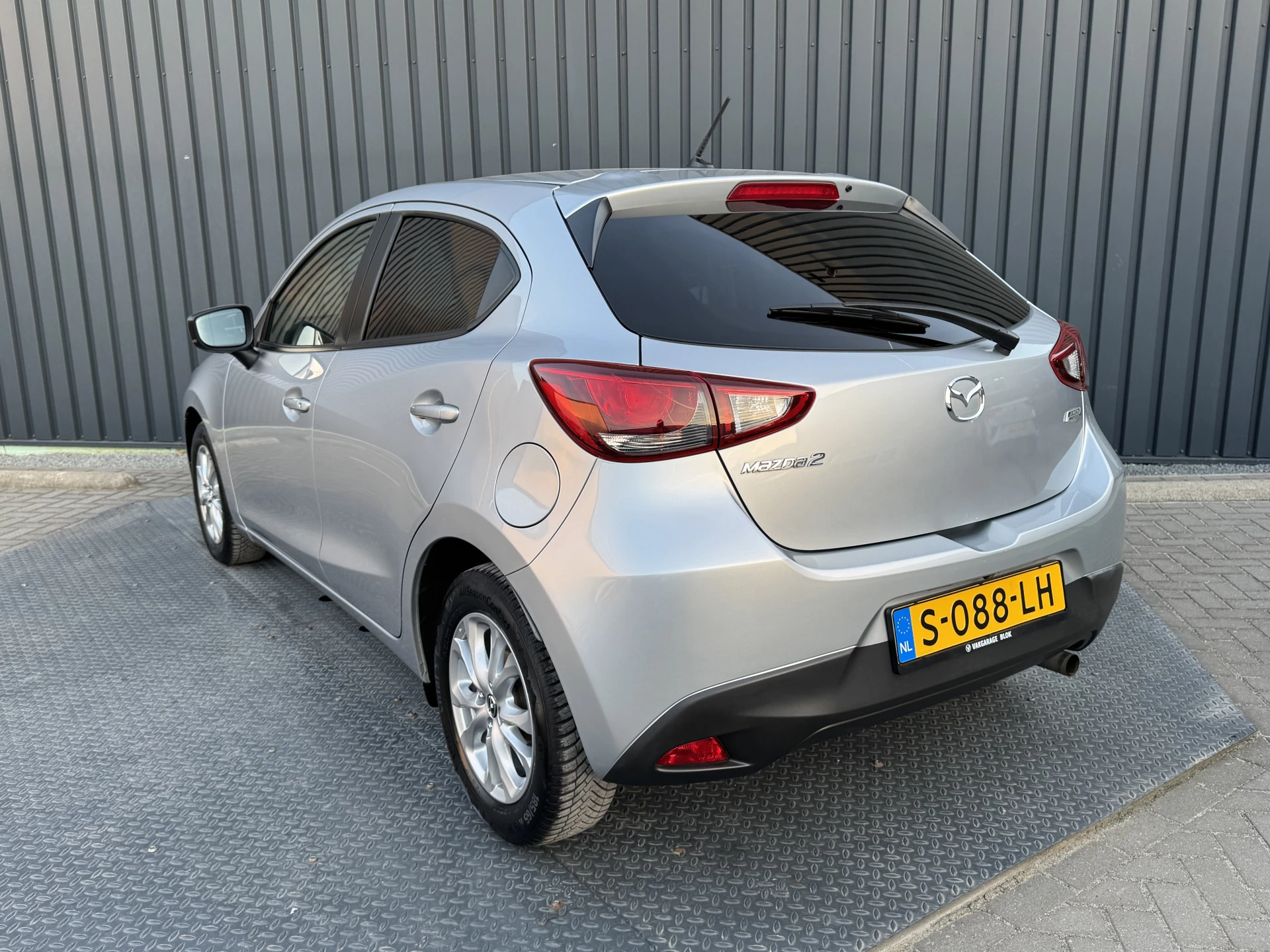 Hoofdafbeelding Mazda 2
