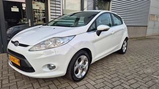 Ford Fiesta 1.25 i AIRCO TITANIUM TREKHAAK EL RAMEN NAP