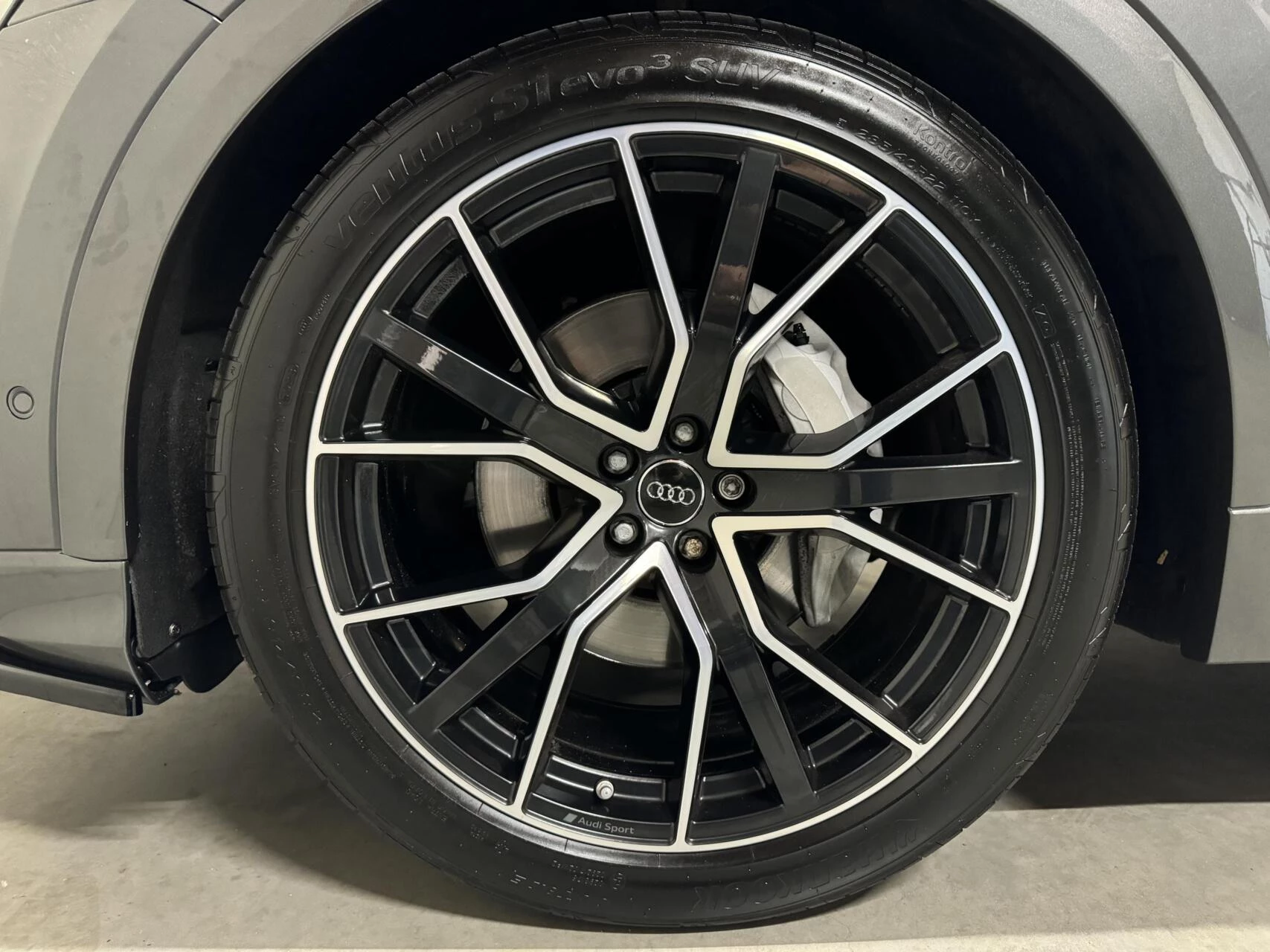 Hoofdafbeelding Audi Q8